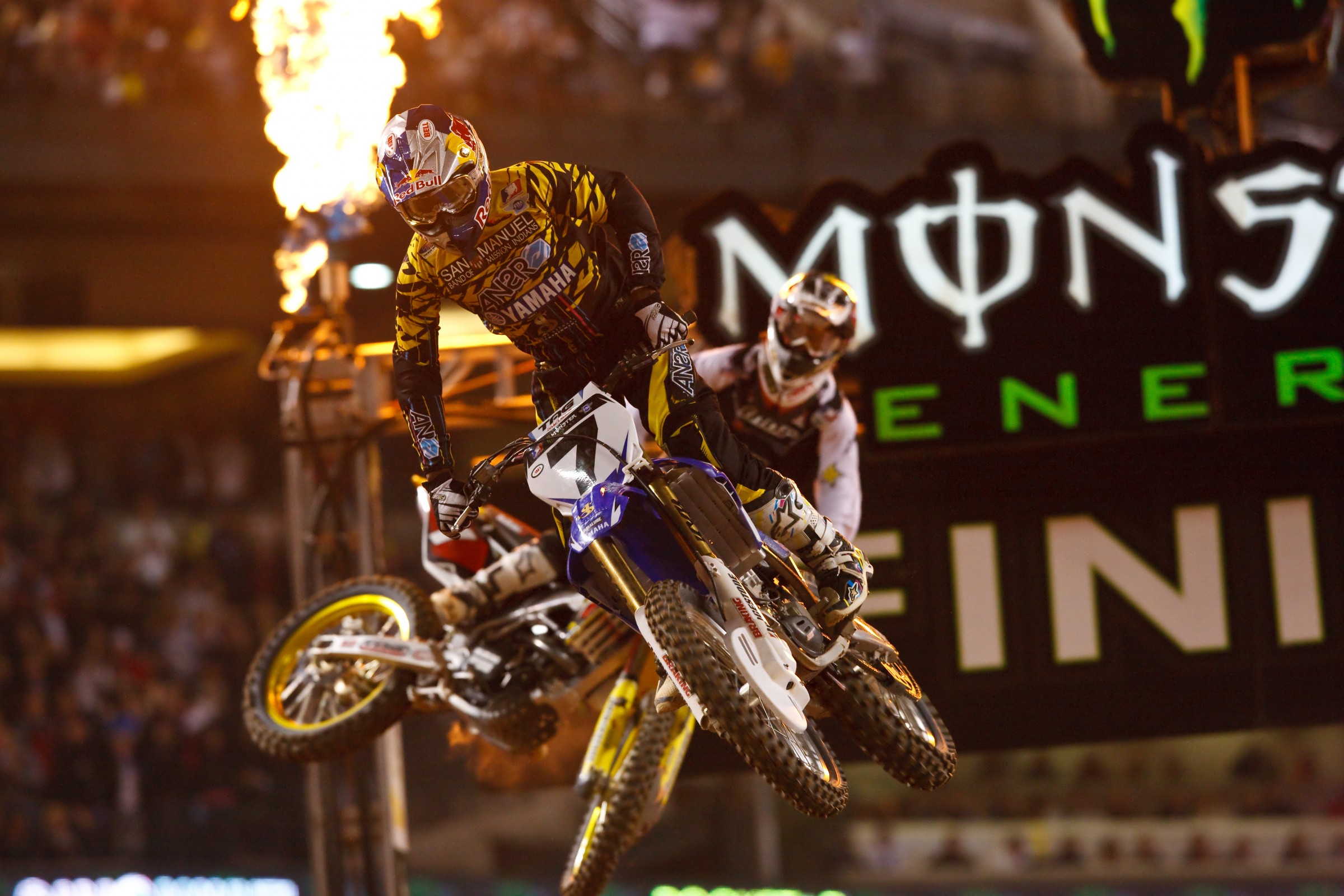 Stewart won in Phoenix by less than a second against Chad Reed in 2009.
