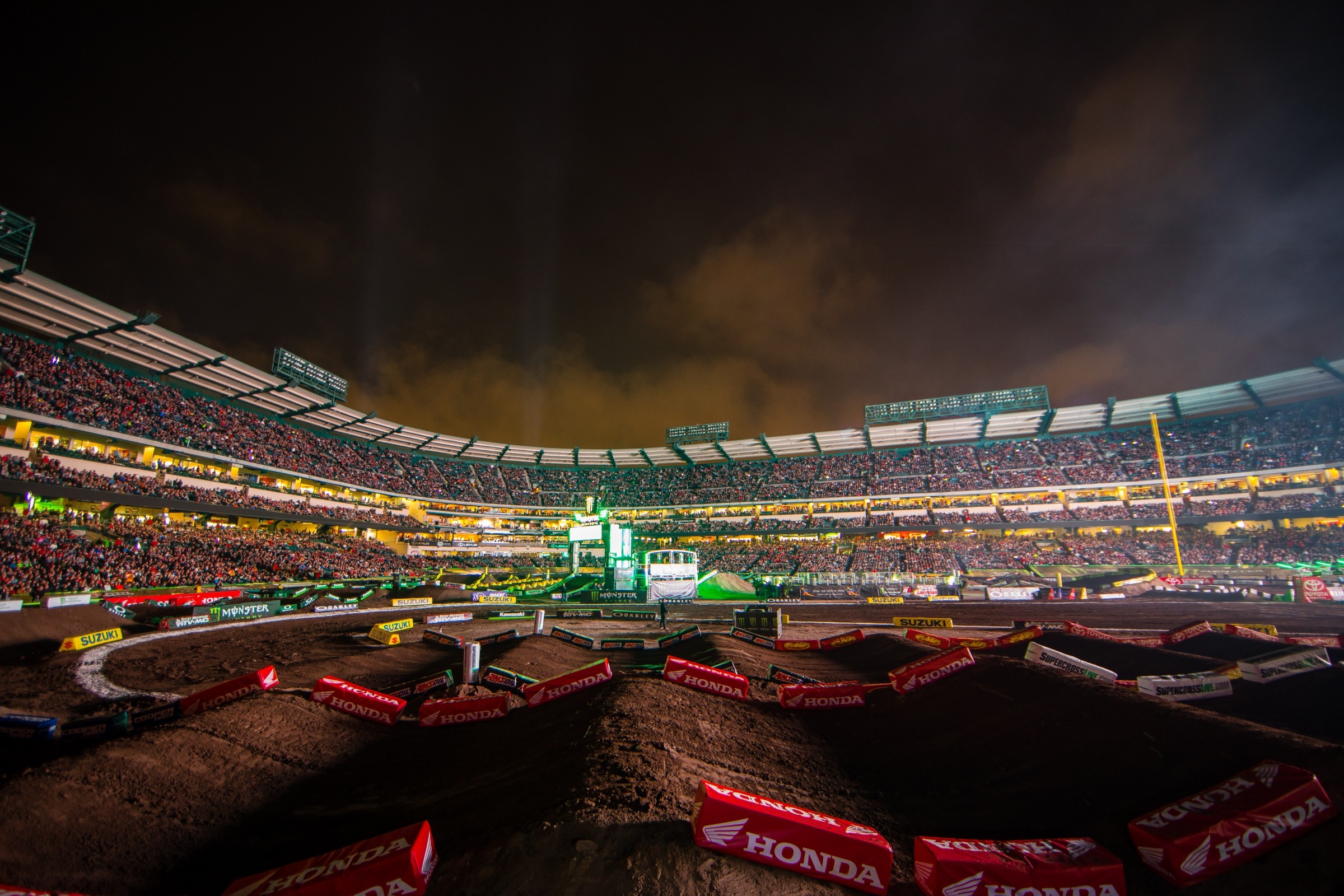 Anaheim 2 Race Day Schedule