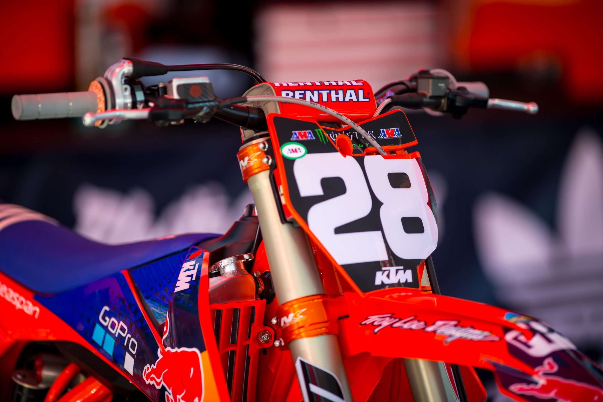 Racer X Films: How to Build a Factory Bike