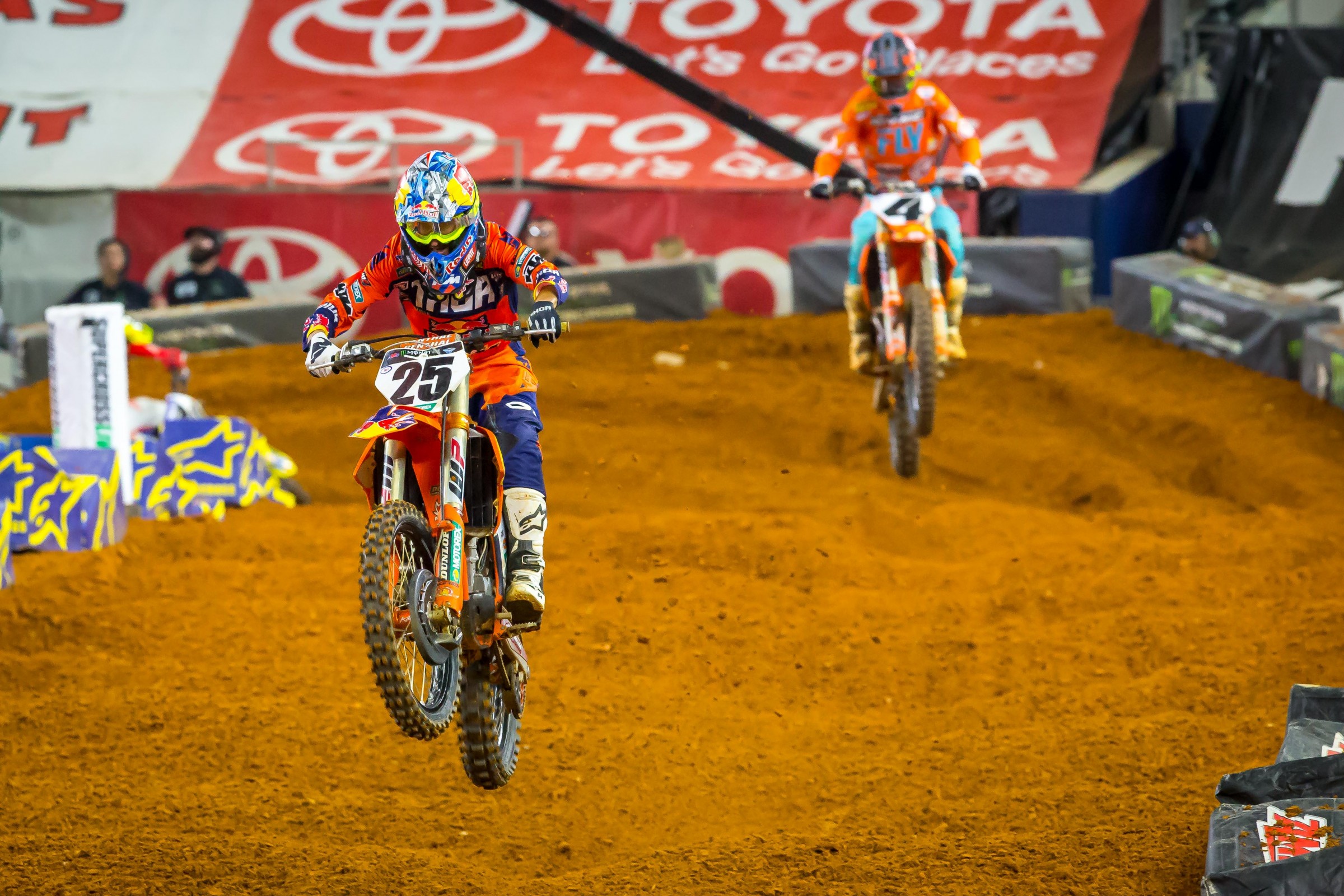 Musquin was able to keep Baggett at bay.