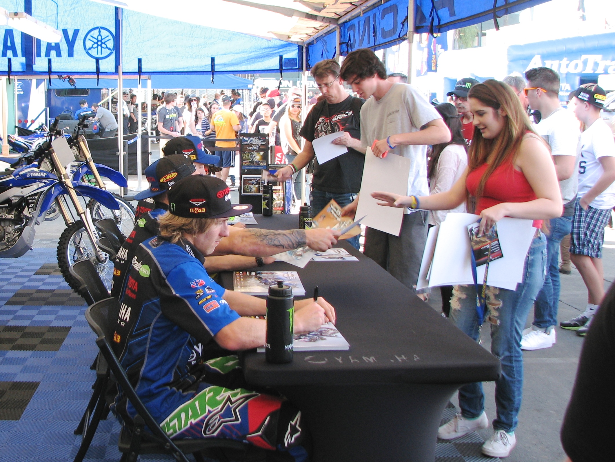 JB and the Yamaha boys raw-dog it for the fans.