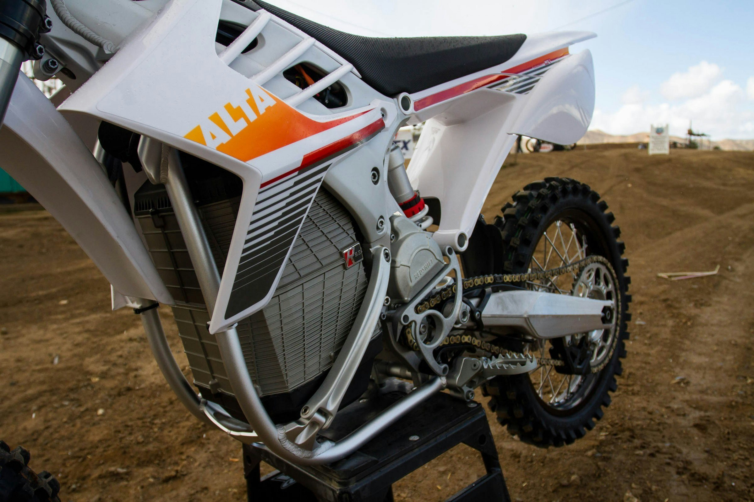 Q&A: Ask Ping About the 2018 Redshift MX and Redshift MXR