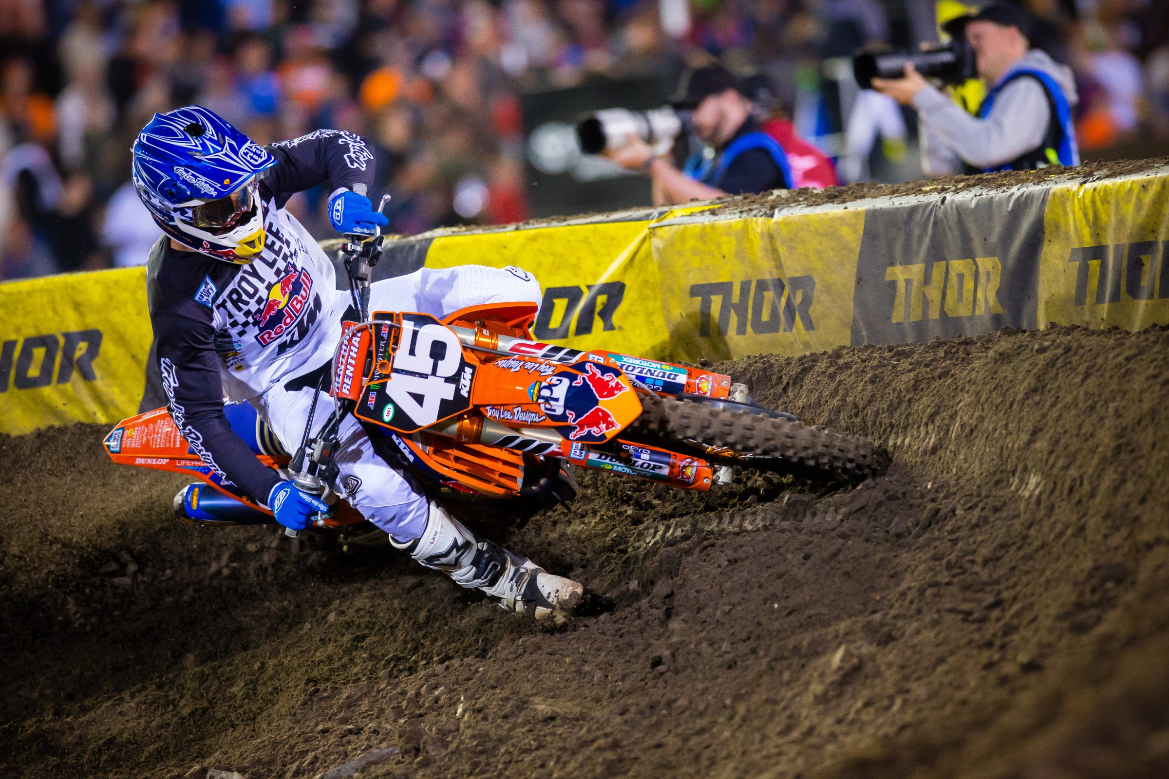 Smith took his first win of the season on Saturday night.