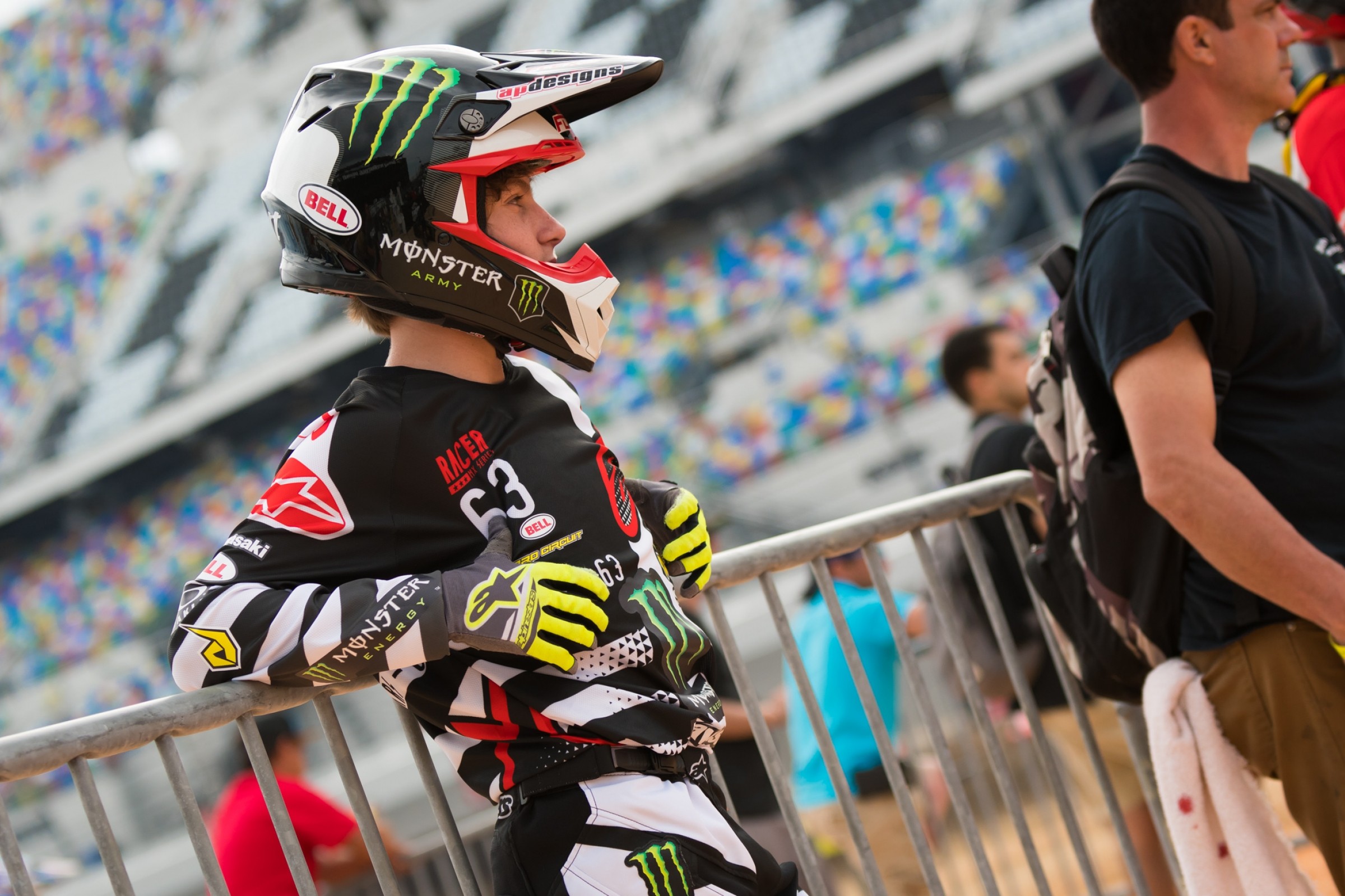 Watch: Live Stream of RCSX