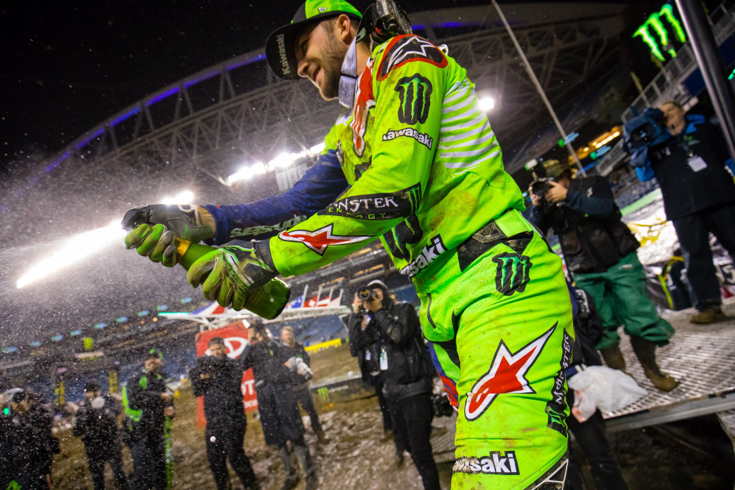 Tomac's sixth win of the season in Seattle marks his 19th career win.