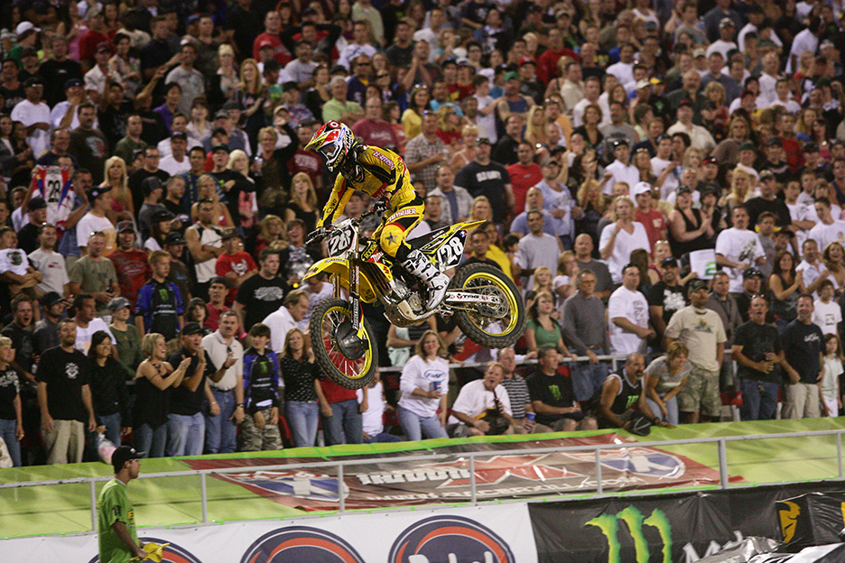Dungey ended the 2008 season just three points behind Jason Lawrence.