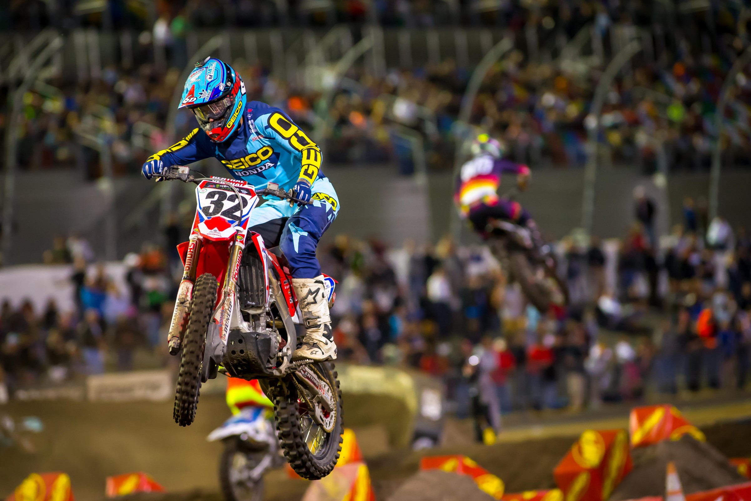 Craig saw his best finish on a 450 at Daytona in just his second fill-in race of the season, but finished outside the top ten in Seattle.