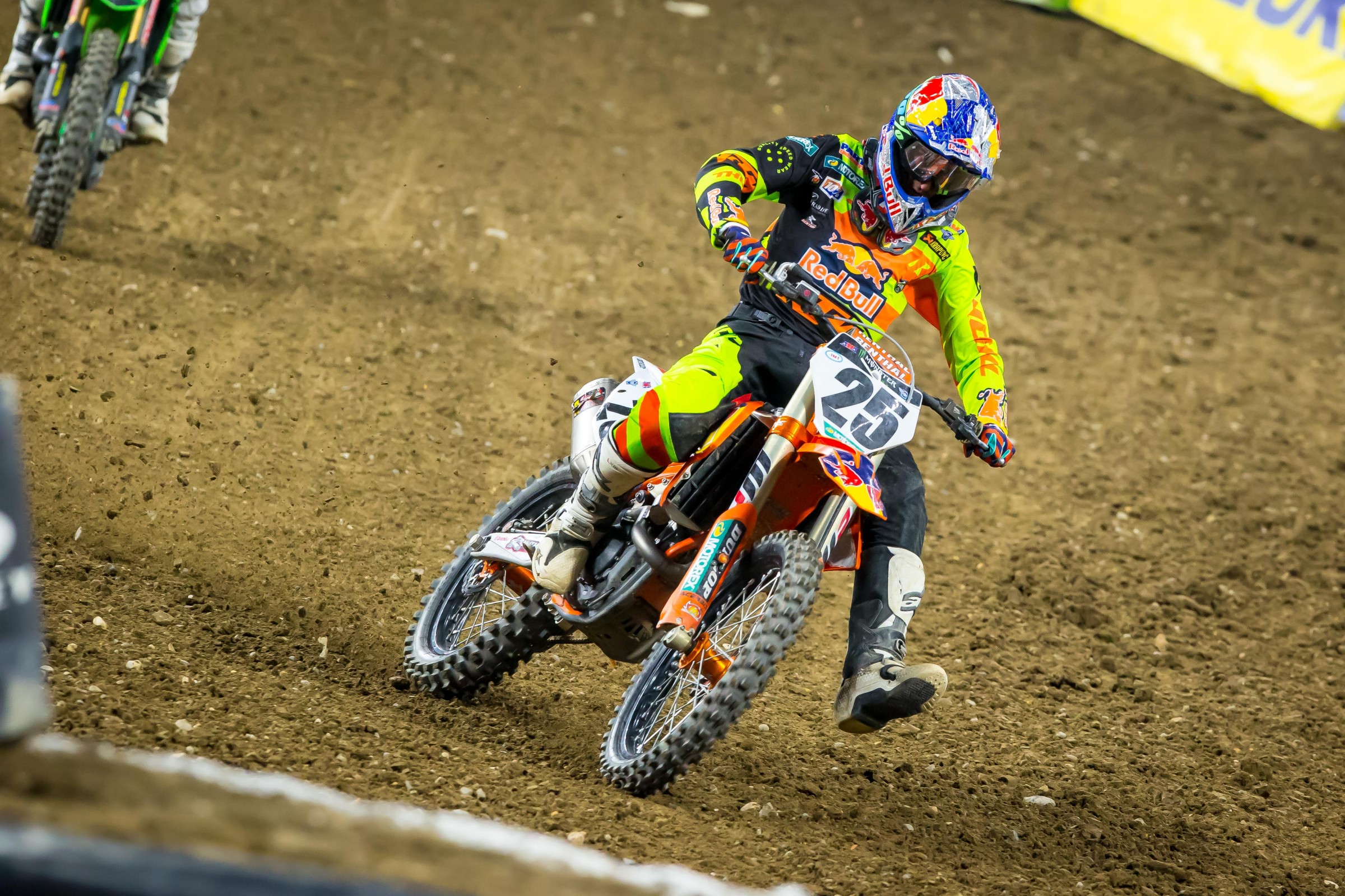 Musquin is now 39 points behind Anderson in points standings.