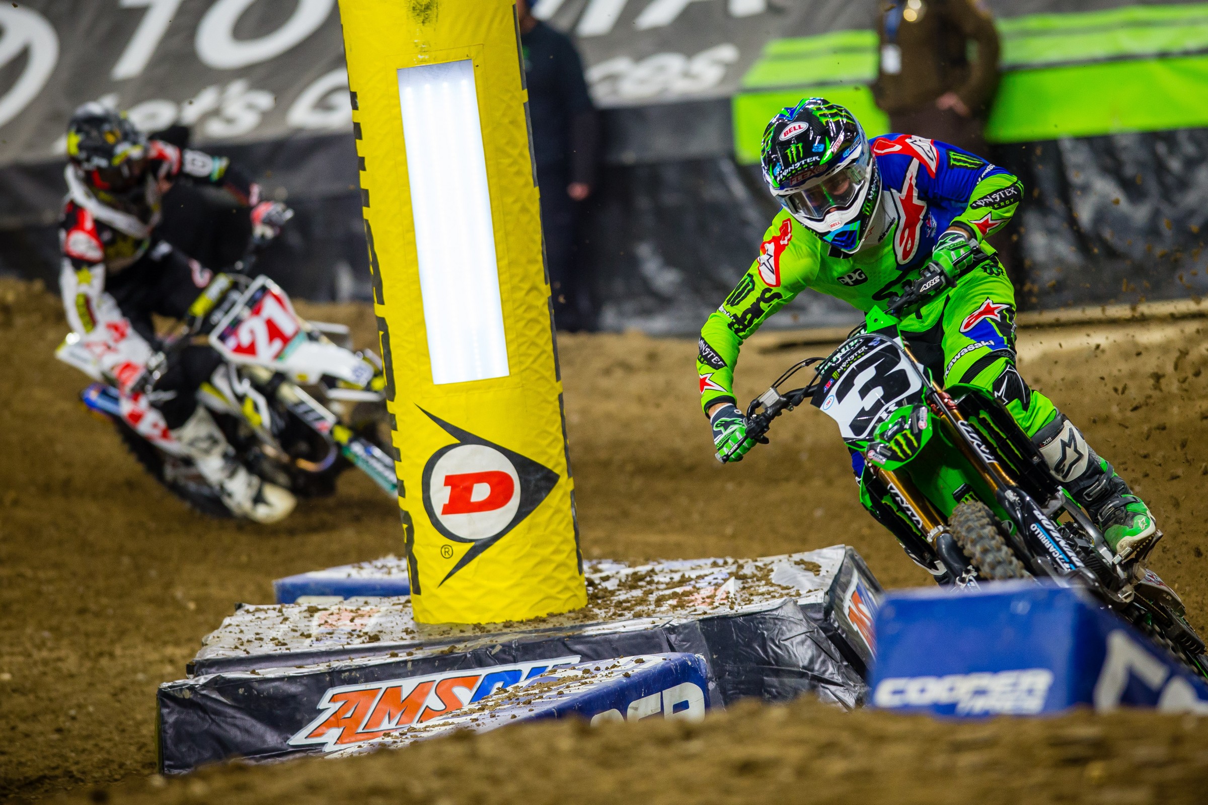 Tomac went 1-4-3 for first overall over the weekend.