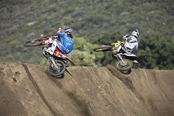 Tandem scrubbing at its finest.