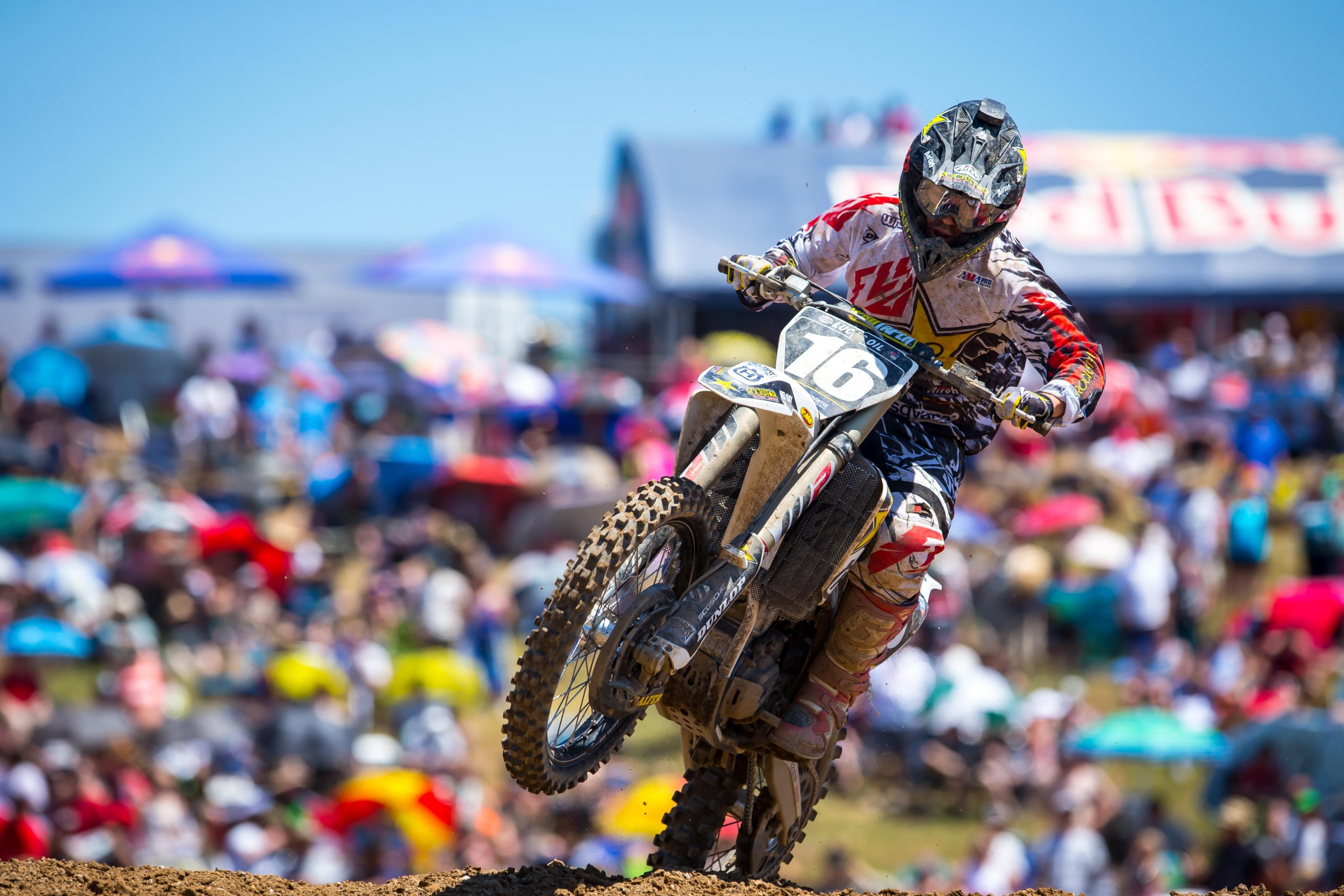 Osborne went 1-1 in the season opener in 2017. Will he see similar finishes this year?
