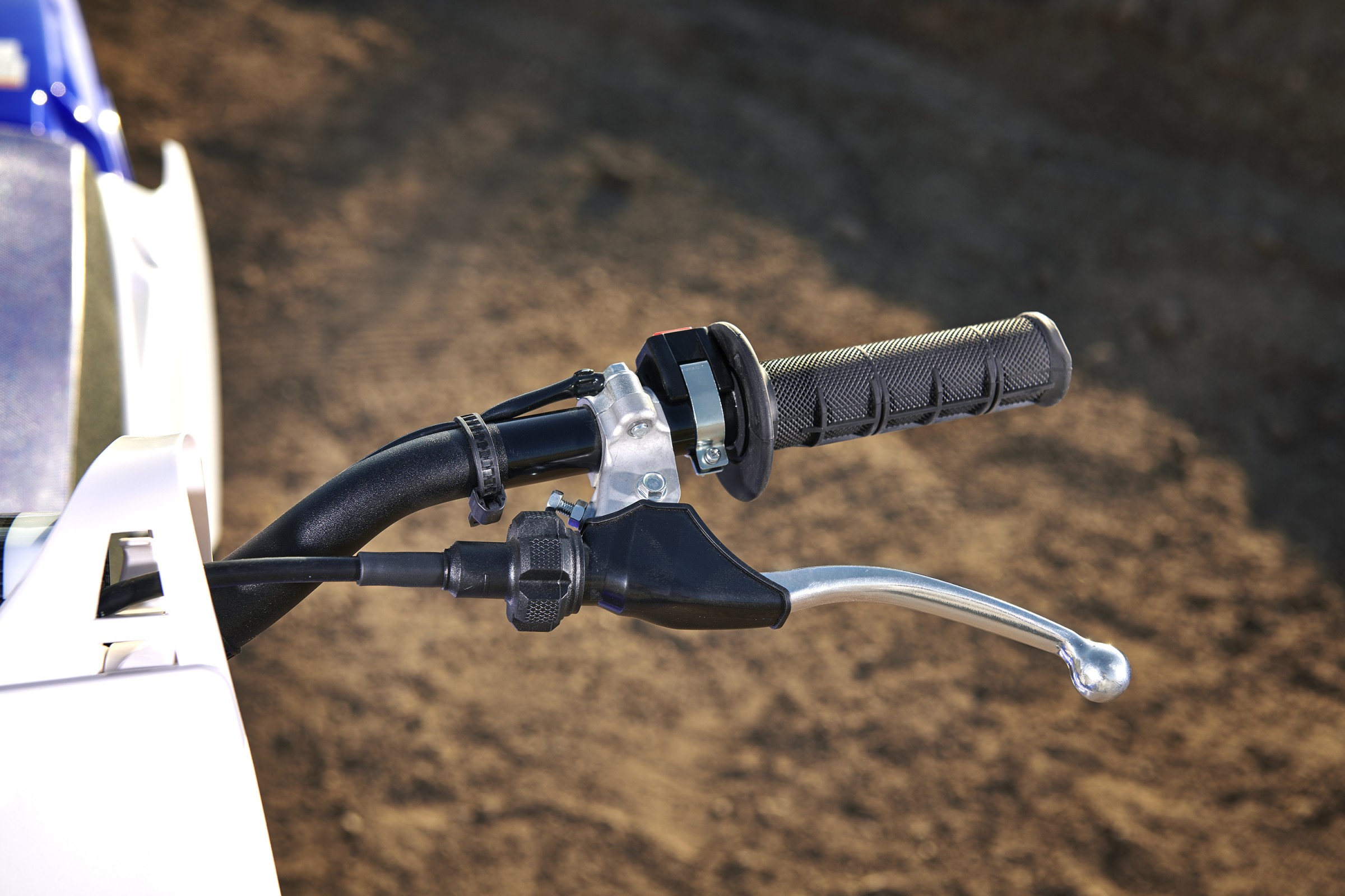 19_YZ125_TeamYamahaBlue_D04