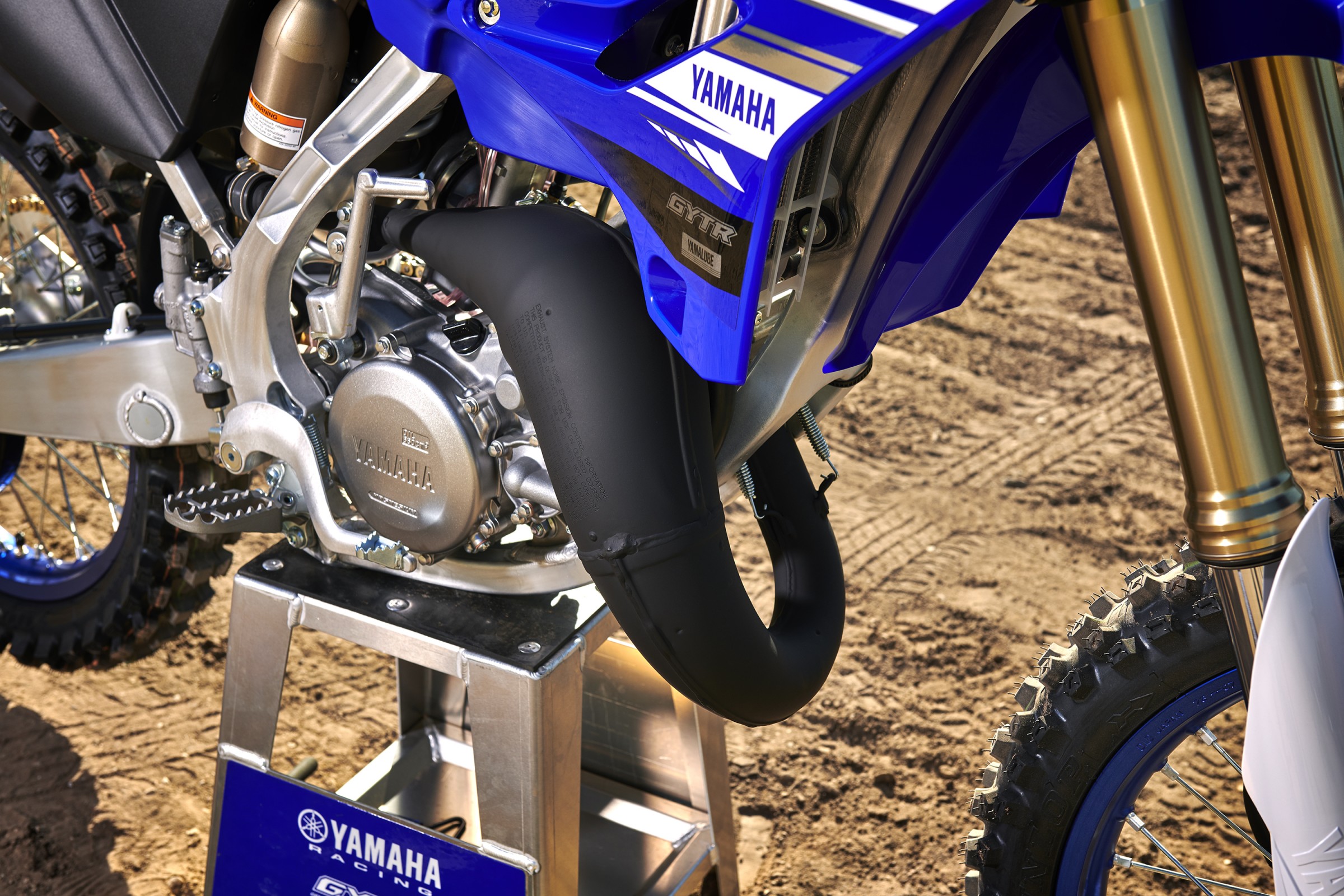 19_YZ125_TeamYamahaBlue_D01
