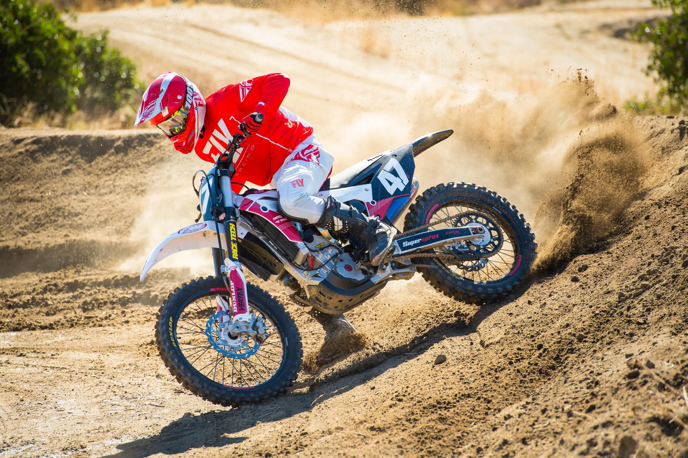 18KawasakiKX250FGarage-Cudby-0045