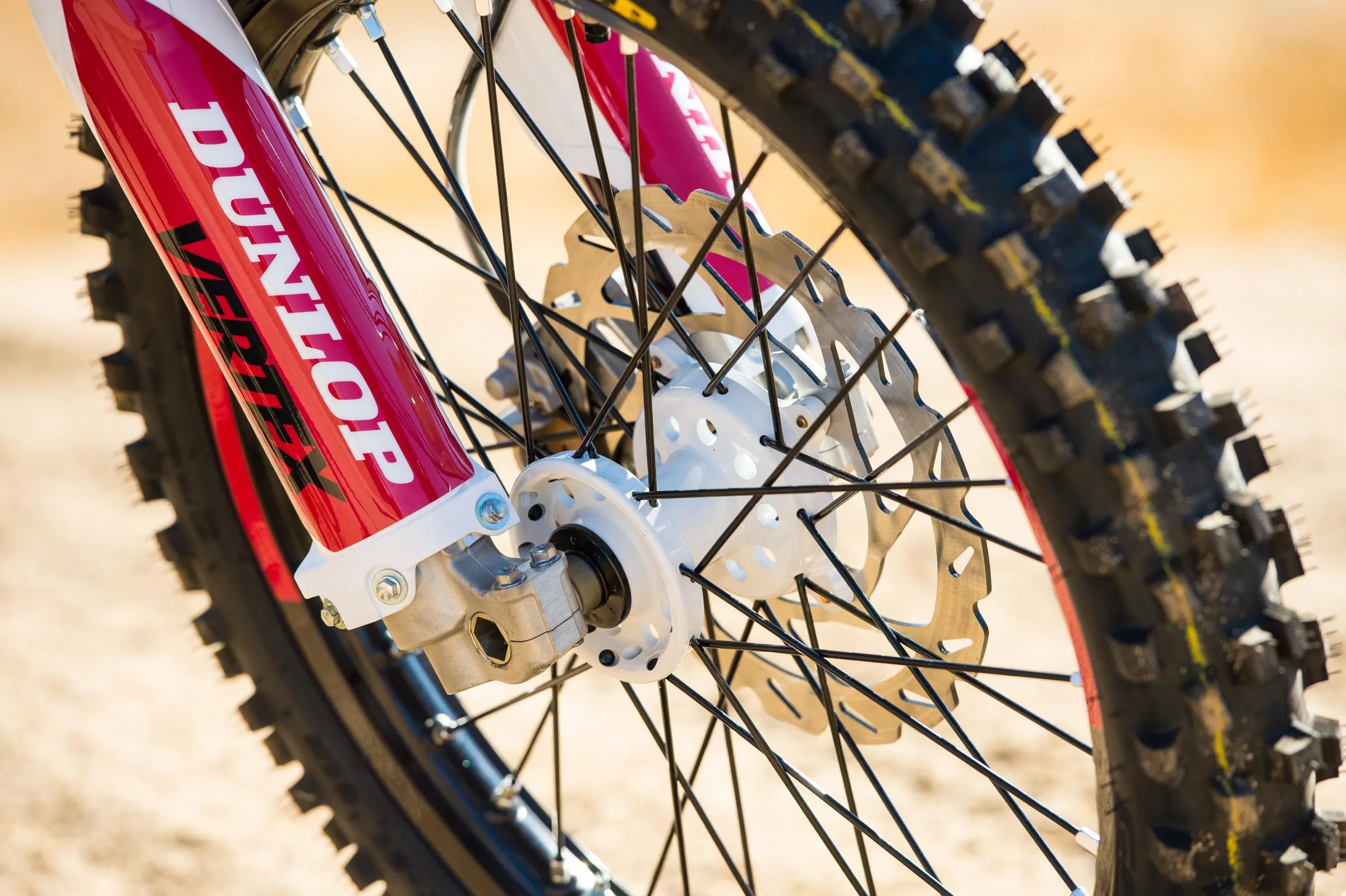 18KawiKX250FGarage-Cudby-0043