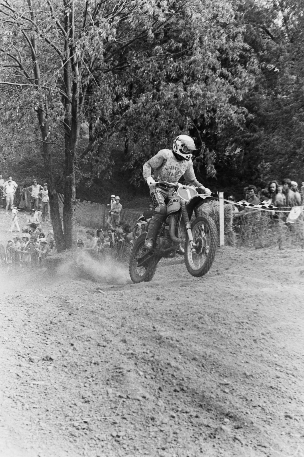 Gaston Rahier in 1976 when he was getting the better of Marty Smith for the 125cc world title.