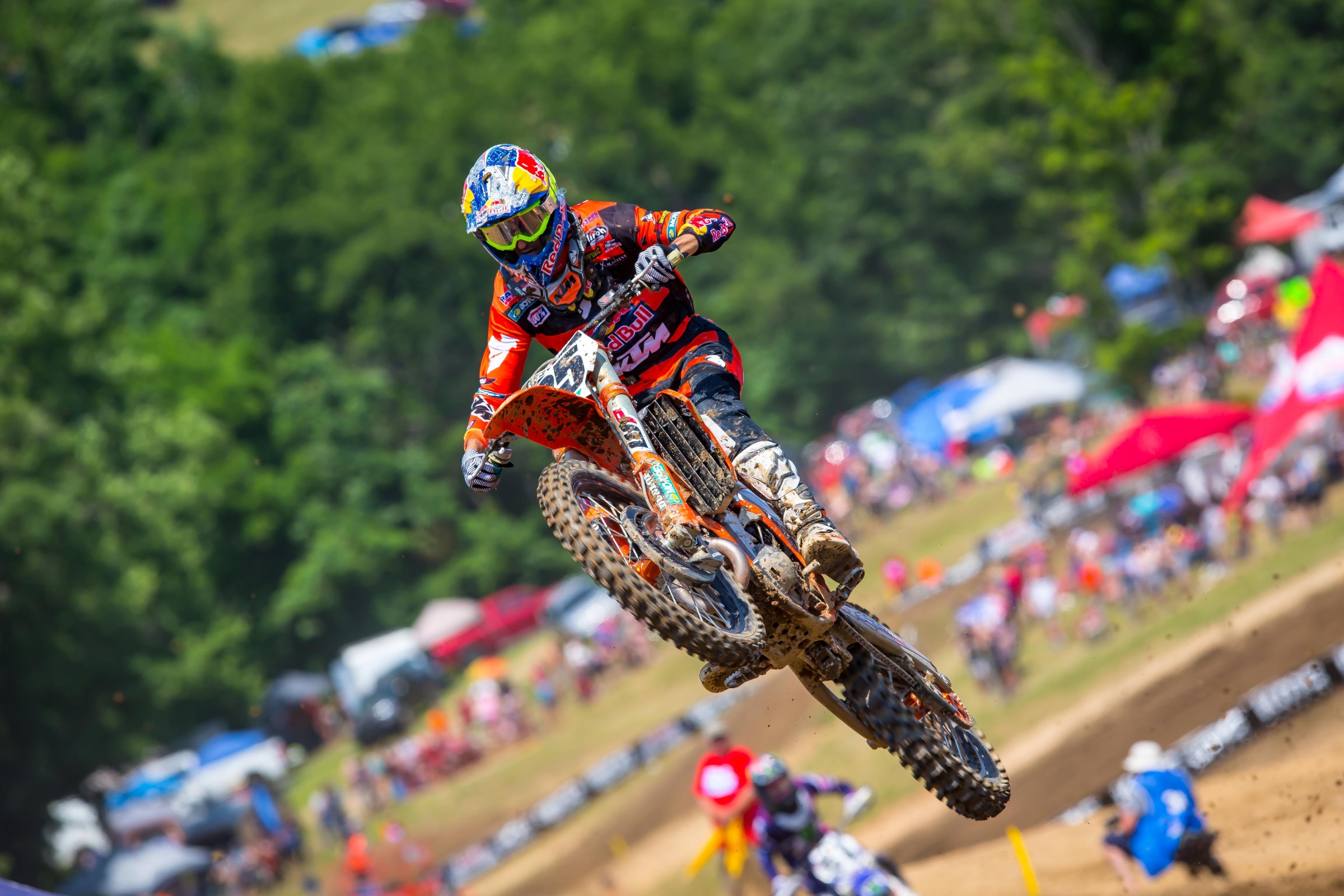 Musquin picked up his first mot win of the year in moto one.