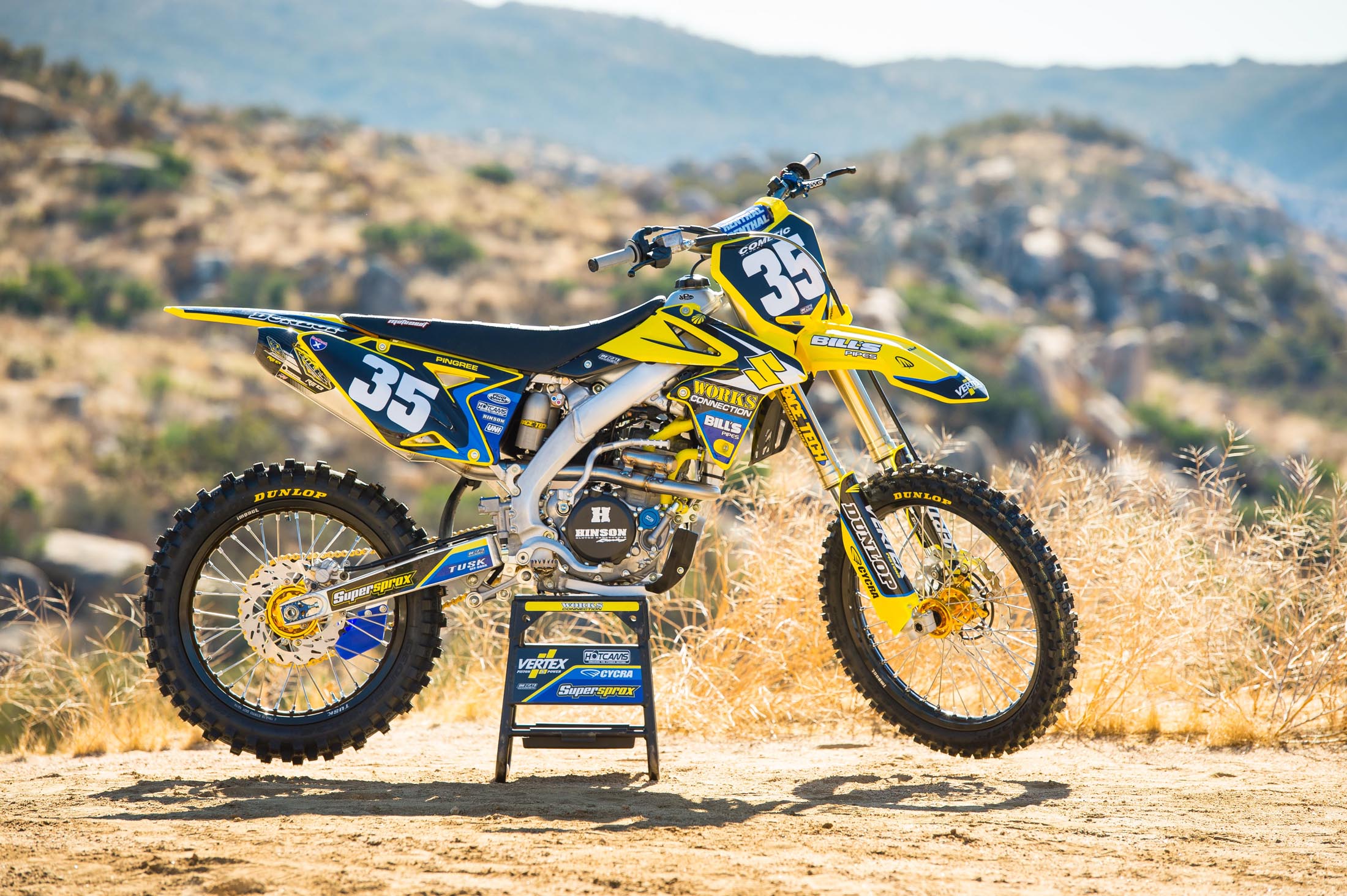 18SuzukiRMZ250Garage-Cudby-0005