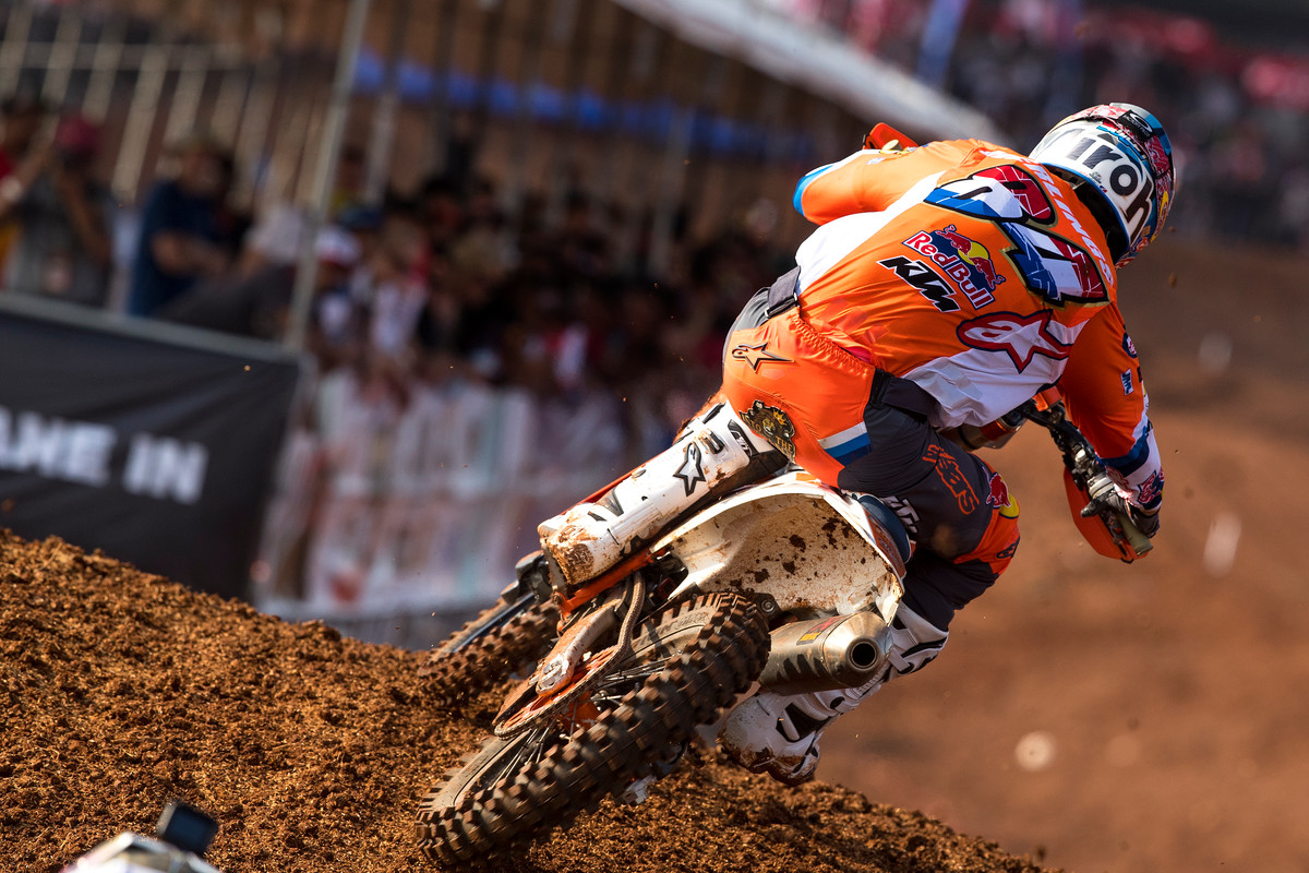 Herlings took his tenth win of the season at round 13.