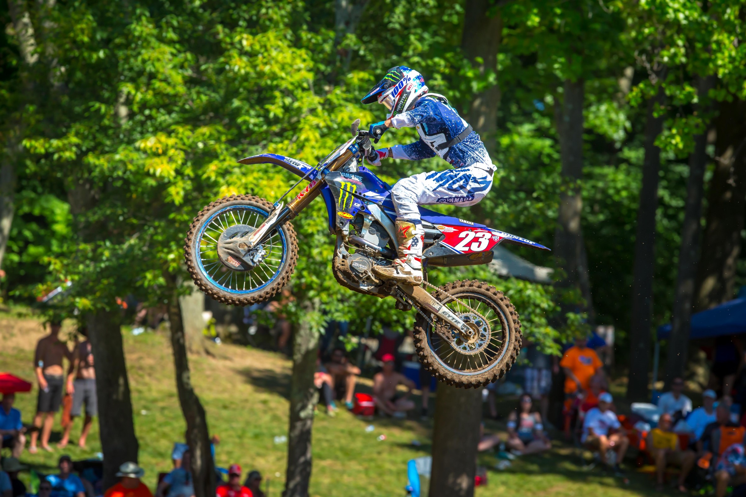 With his third perfect day of the season, Plessinger increased his points lead to 35.
