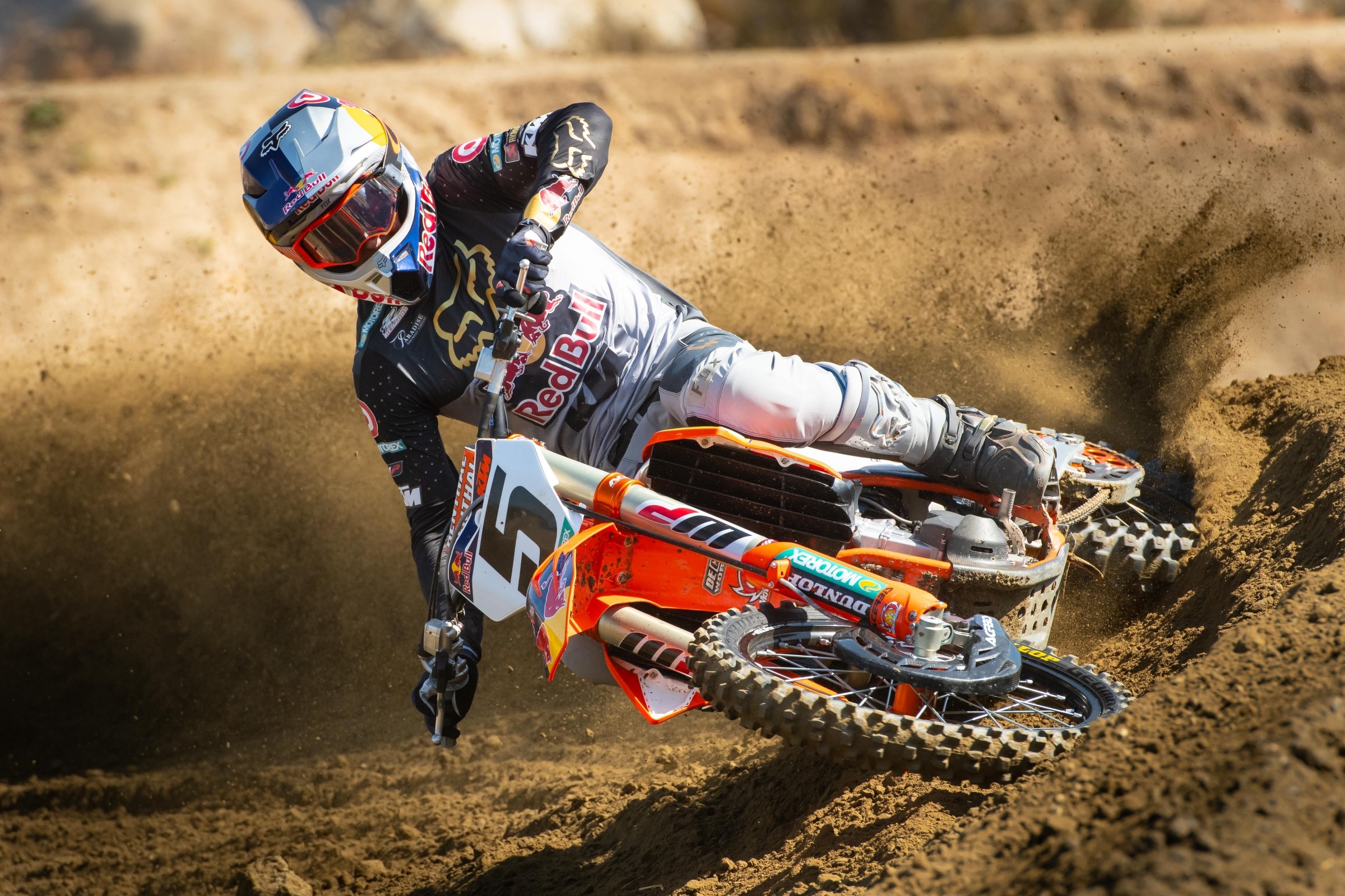 Gallery: Fox MX19 Intro
