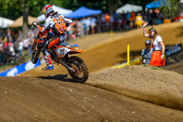 If I’M telling you that a French rider is a good guy, it’s got to be true. Stop flipping off Marv, dicks.
