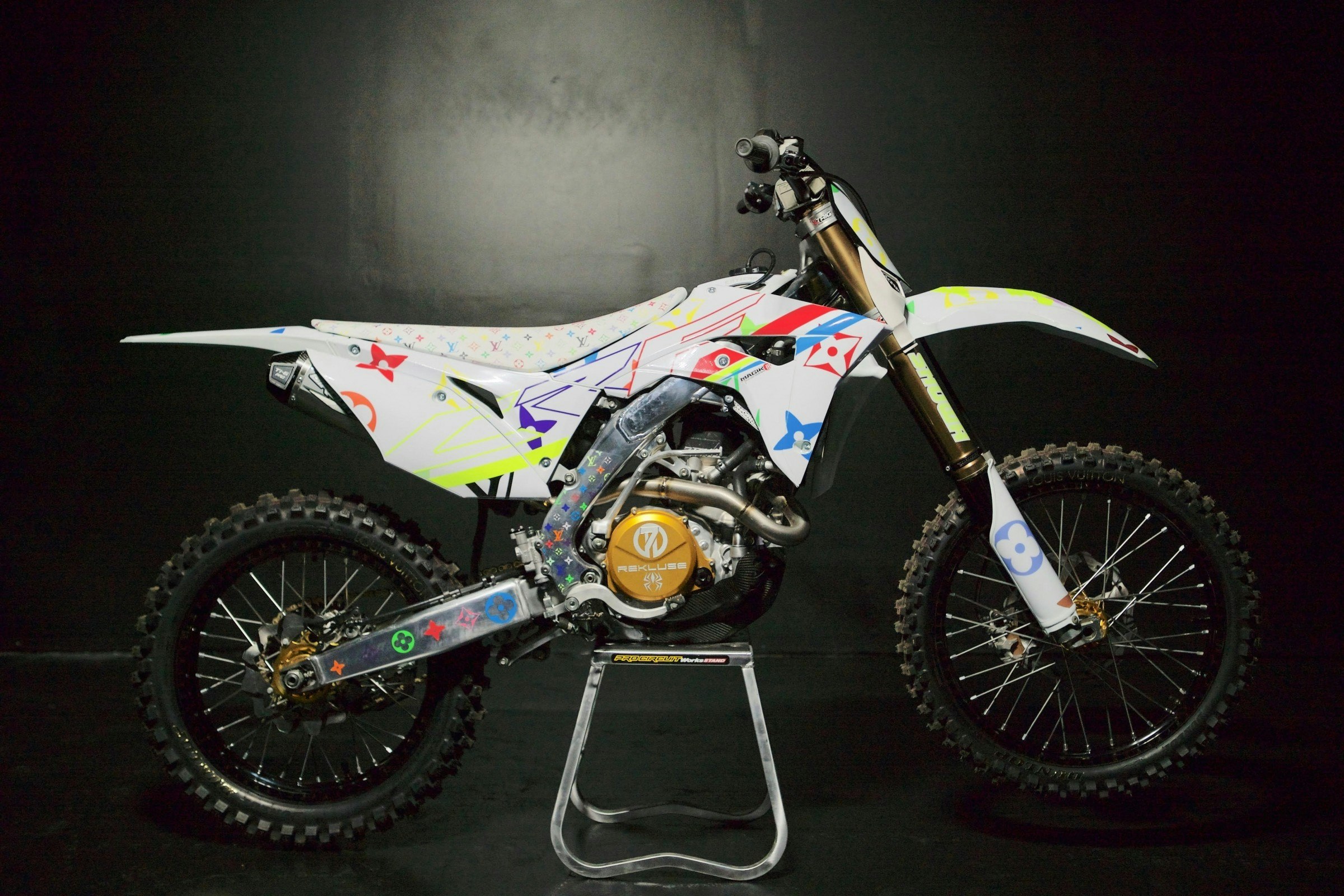 Adam Enticknap Releases New Song to Fund Racing Efforts