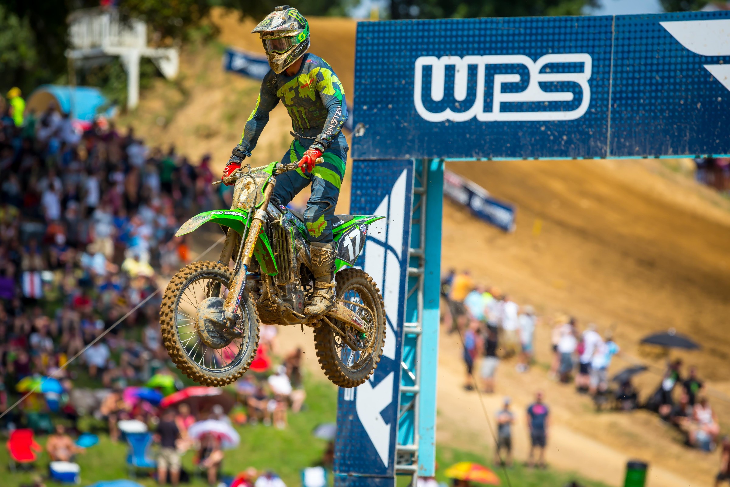 Savatgy went 11-16 for 13th overall, his worst finish since round six.