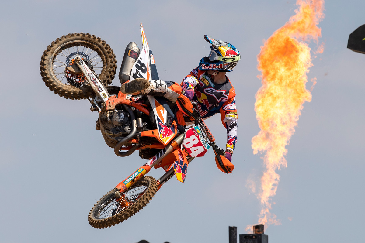 Herlings continues to lead the MXGP Class by 95 points.