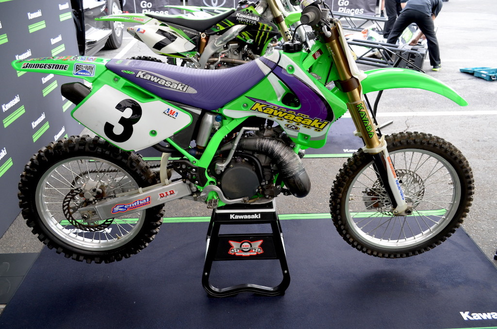 Does the 2019 KX450 handle as well as Fro’s 1997 race bike? Tough call.