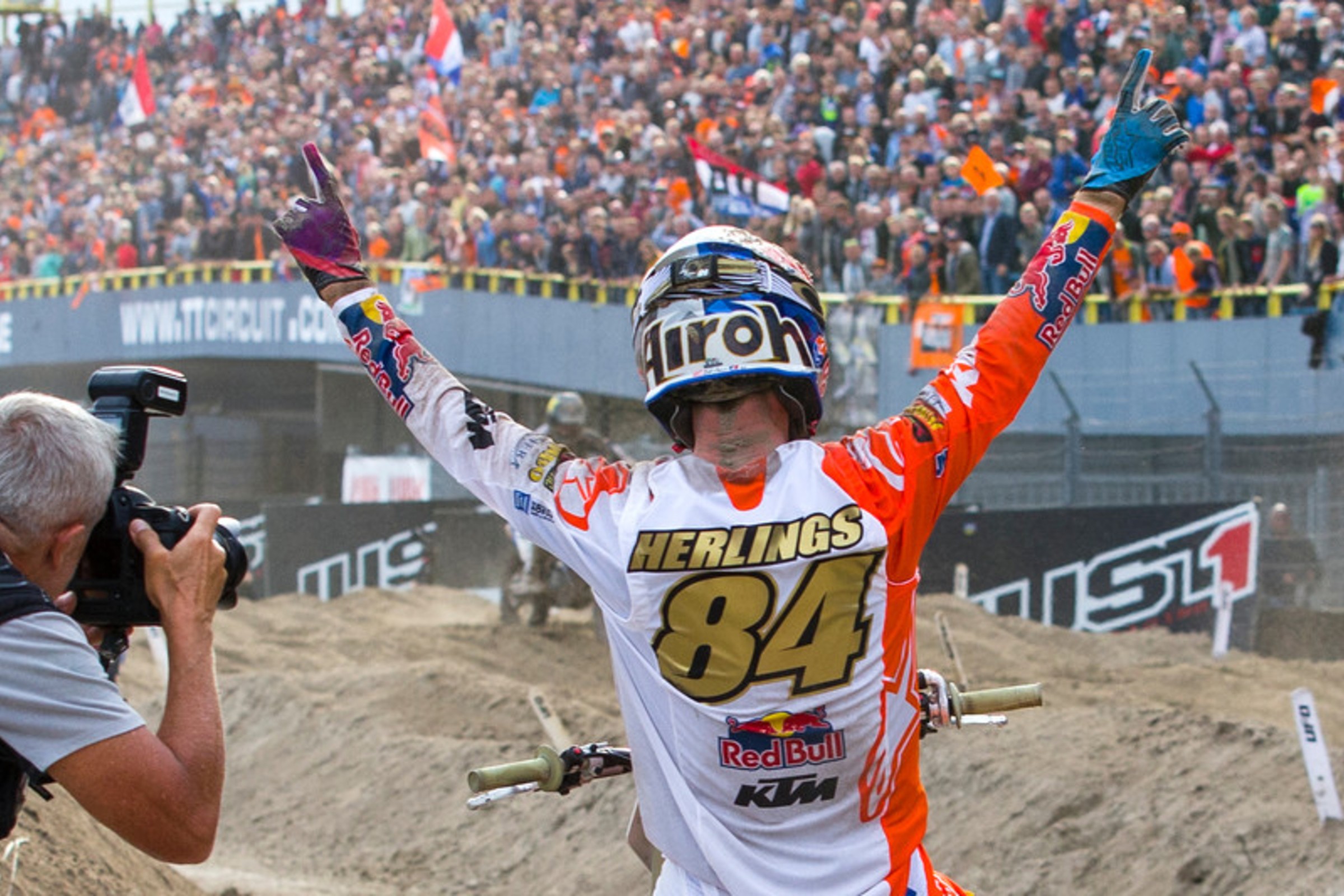 Open Mic: The Herlings Season