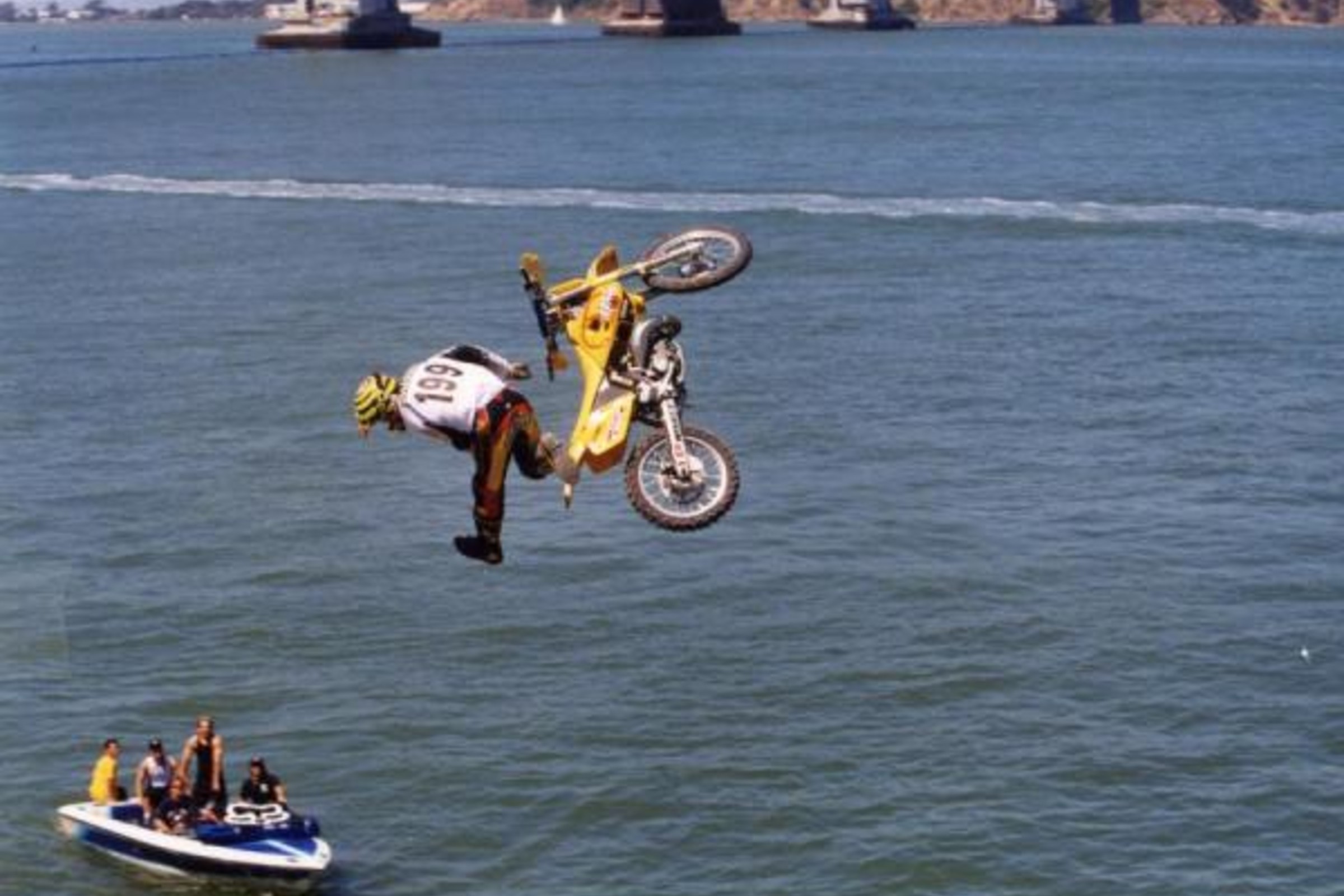 On This Day In Moto: October 8