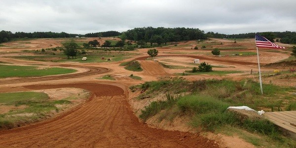 If you can make your track look like Monster Mountain, you’ll have no problem drawing riders.