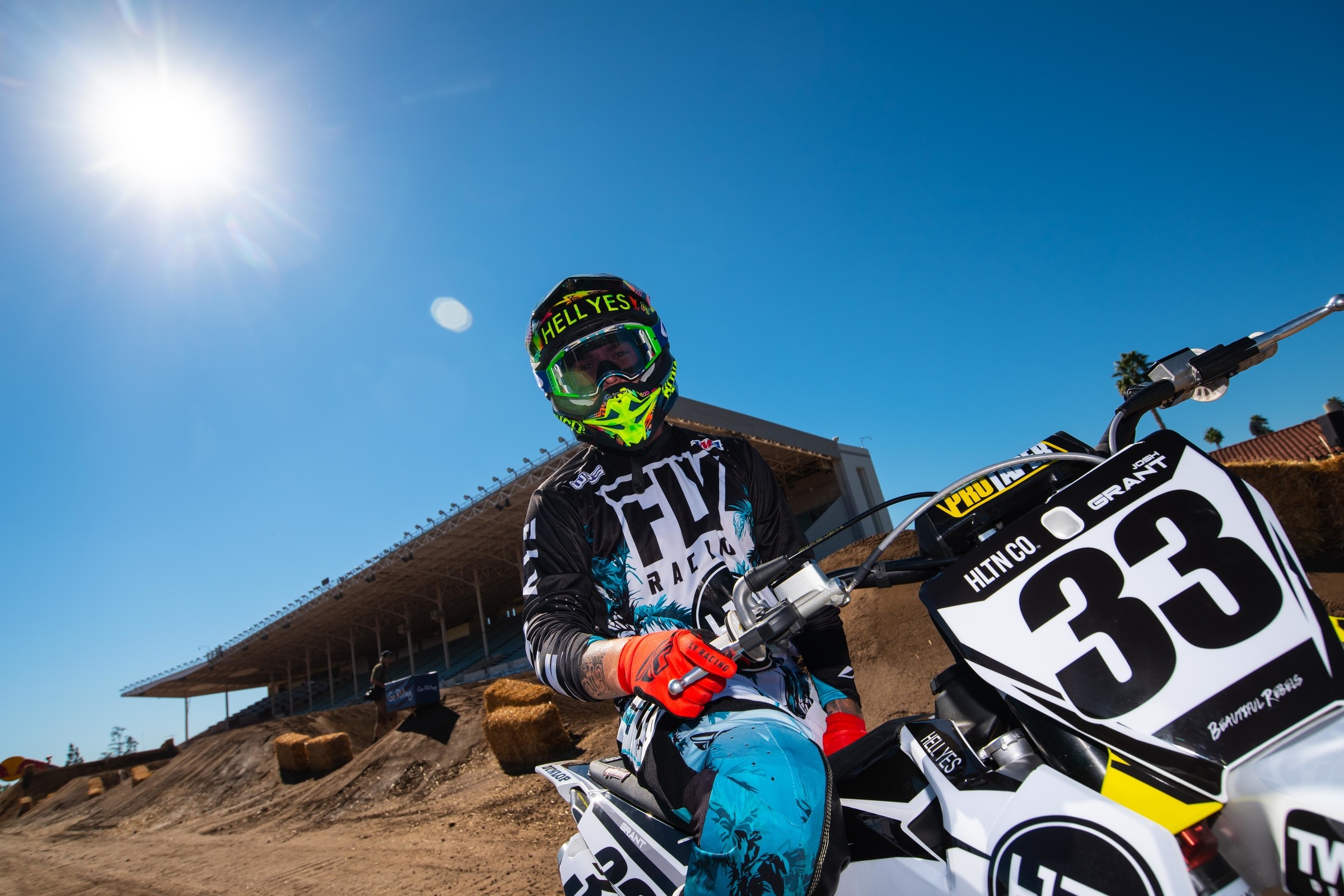 Open Mic: Josh Grant