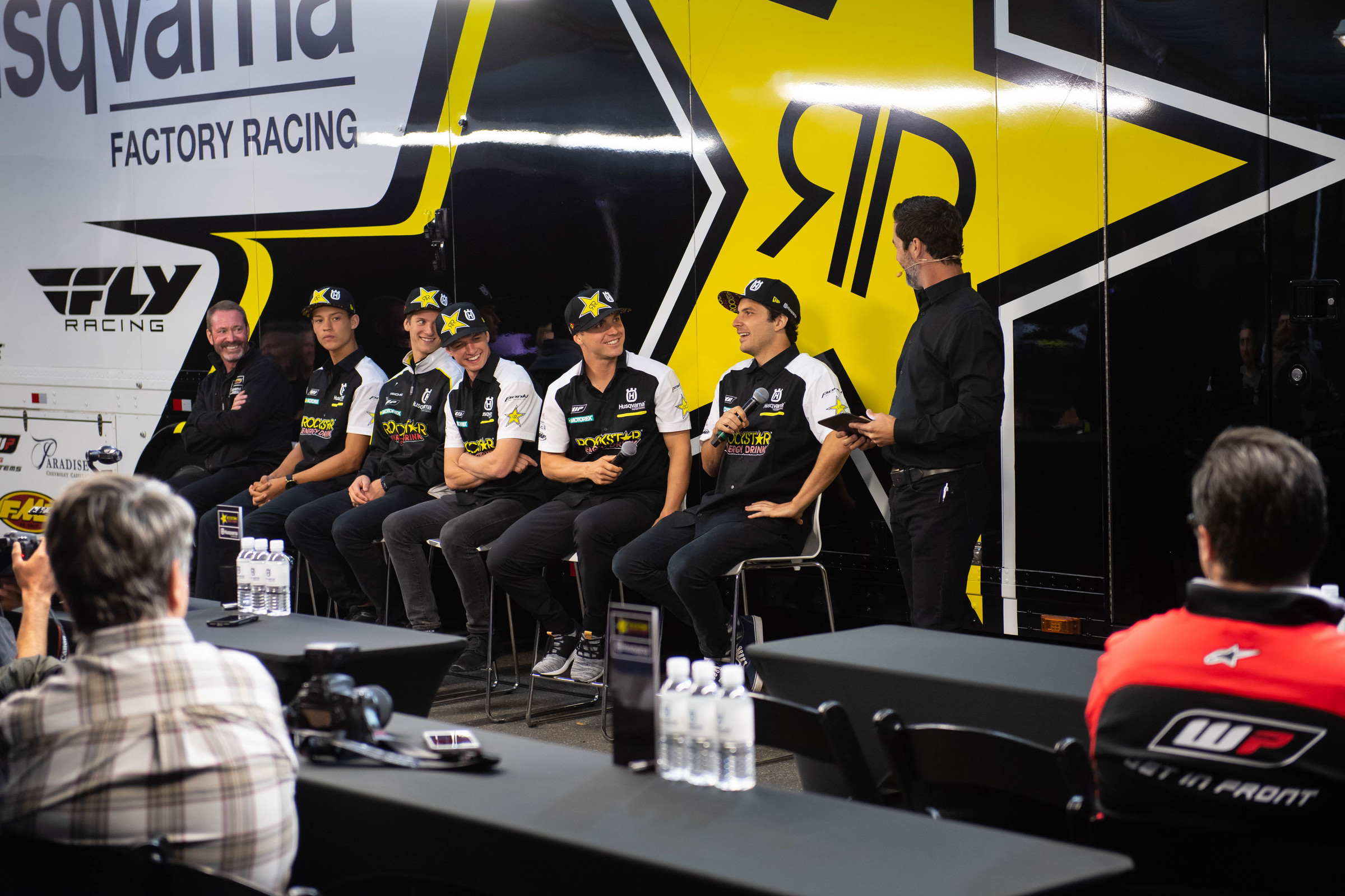 54480_SX_TeamIntro-Husq19-CudbyPhoto-007