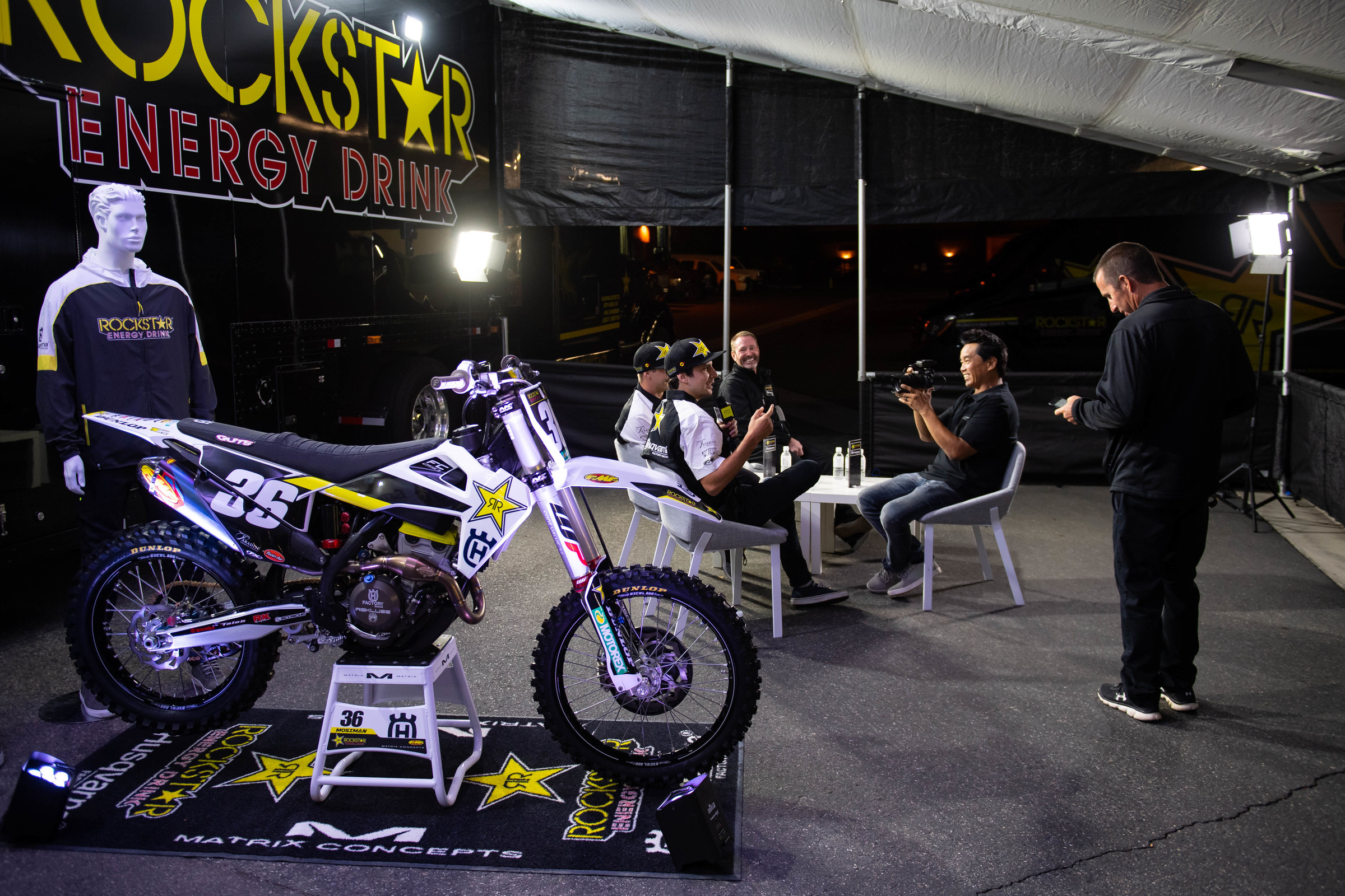 54485_SX_TeamIntro-Husq19-CudbyPhoto-012