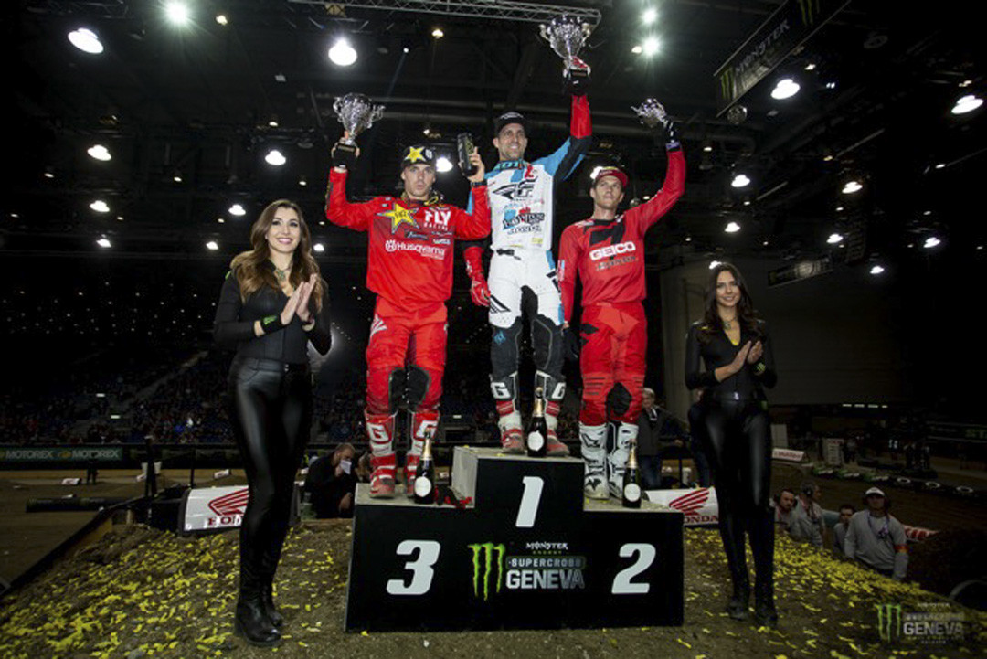 SX1 podium.