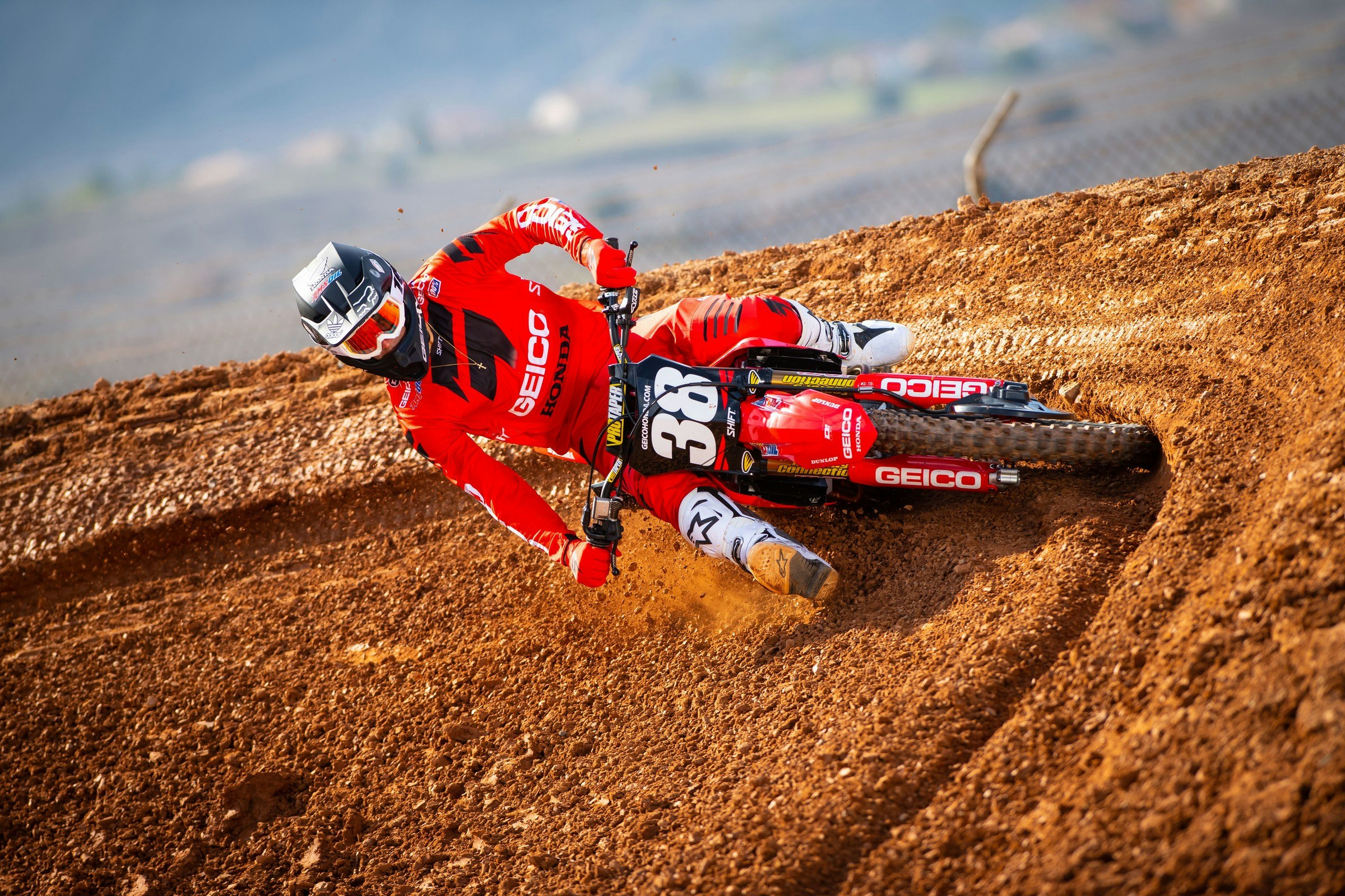 Christian Craig Sustains Fractured Thumb