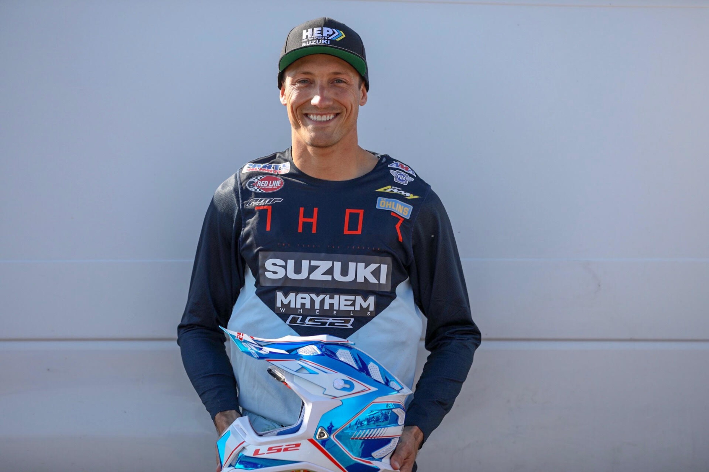 LS2 Signs Kyle Chisholm