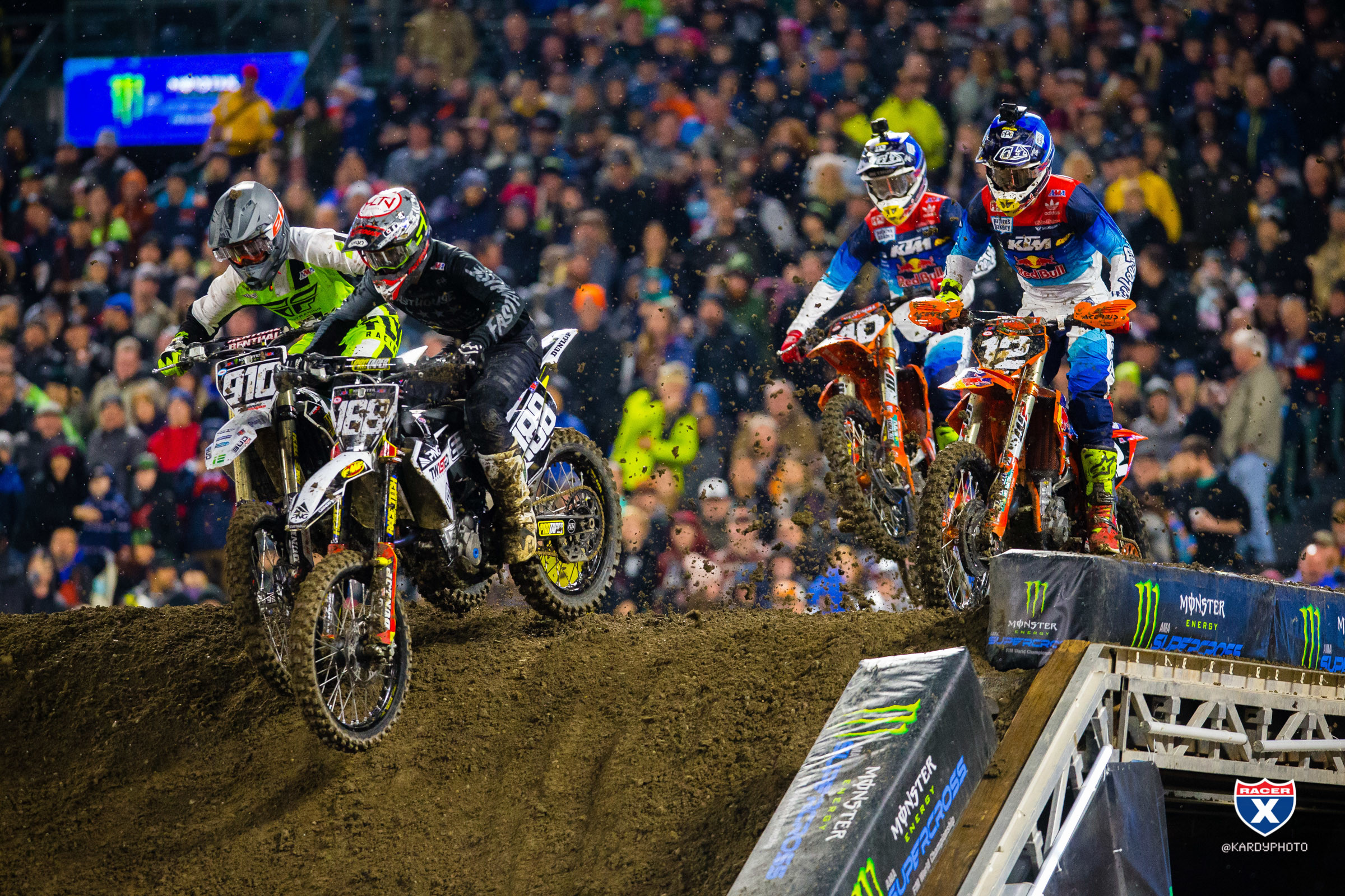 Multiple_JK_SX19_Anaheim1_1370