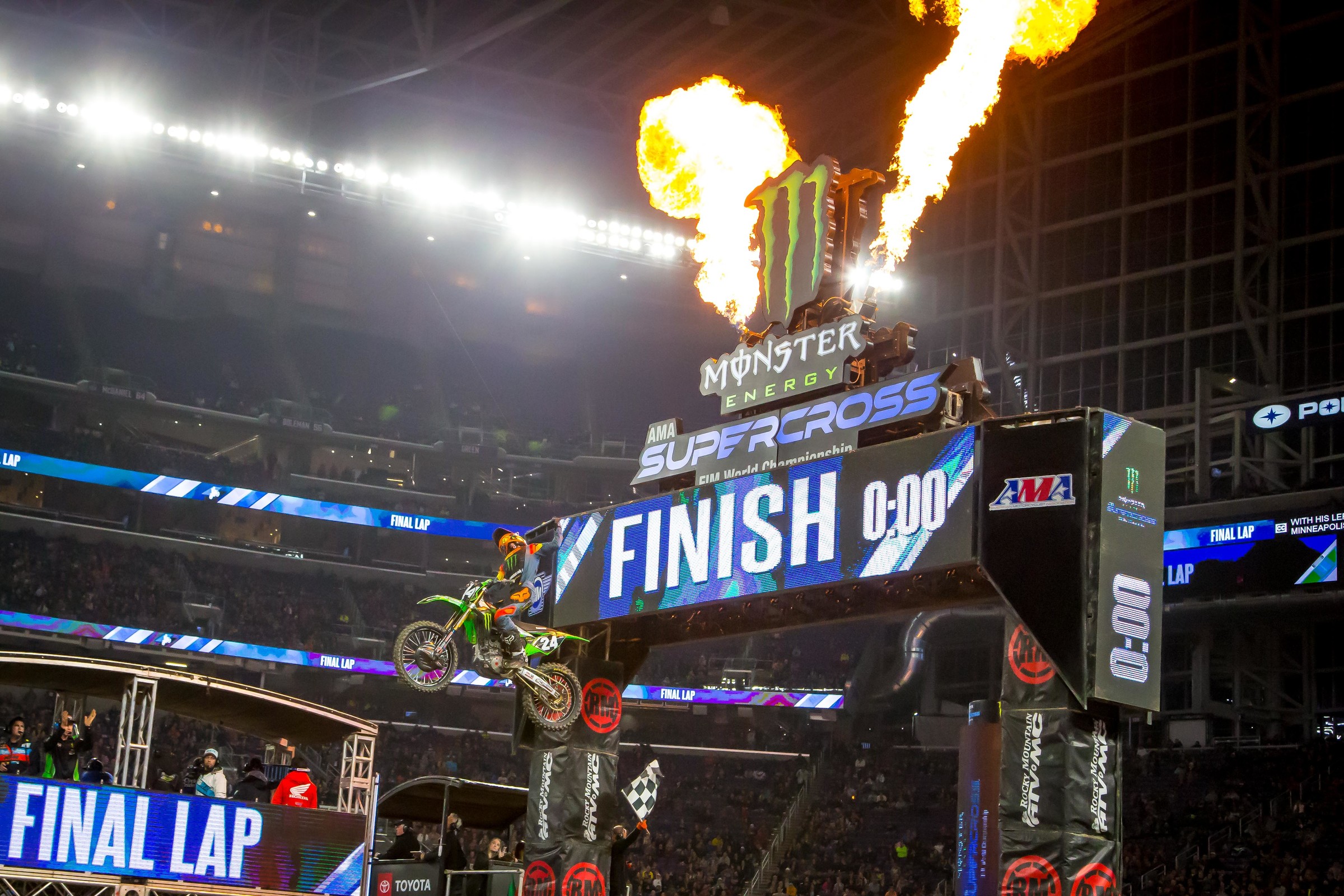 Forkner was shaky with some crashes in the afternoon, but owned the night show.