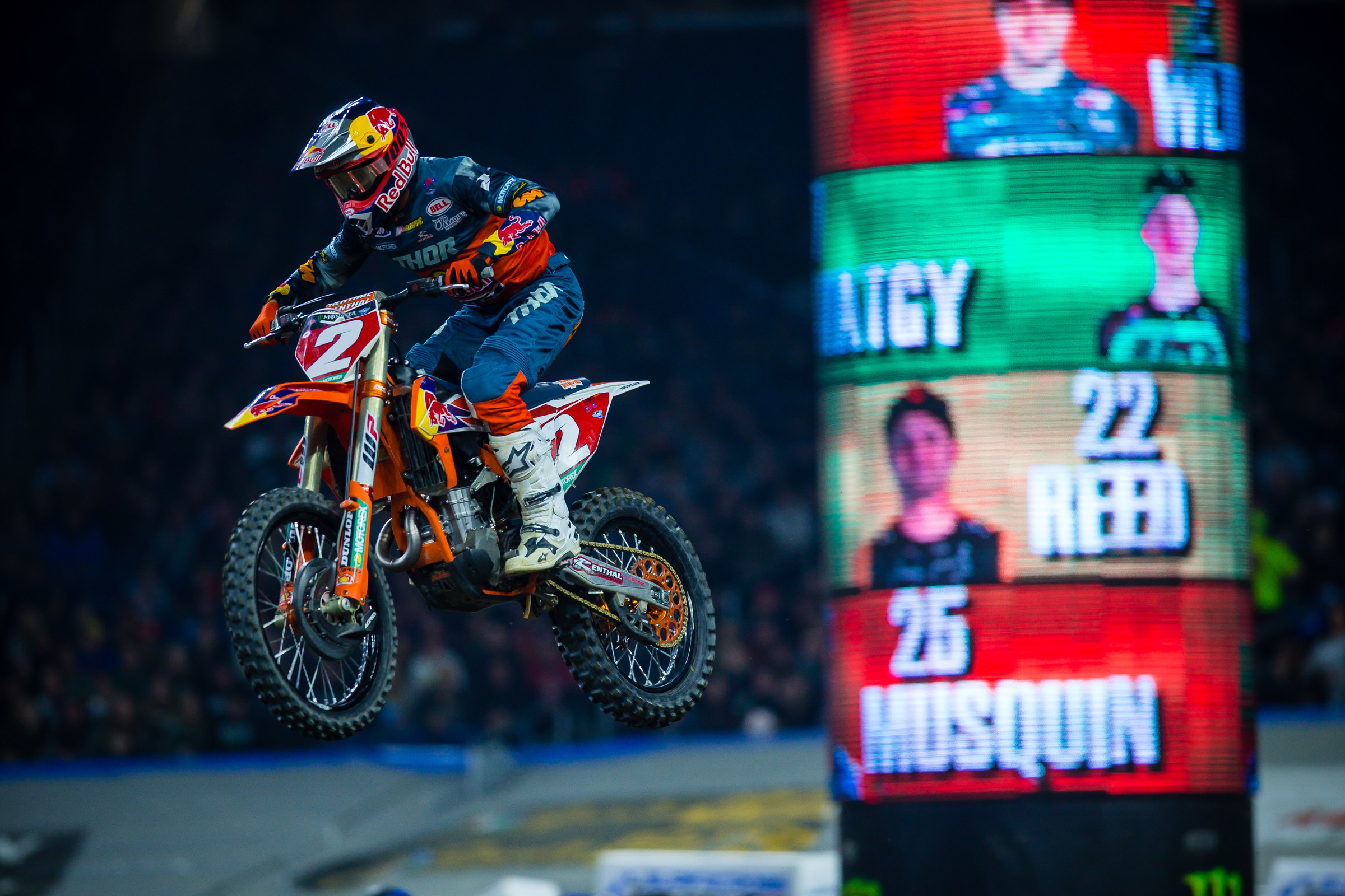 Webb had finishes of 6-2-1 in the three main events in Detroit.