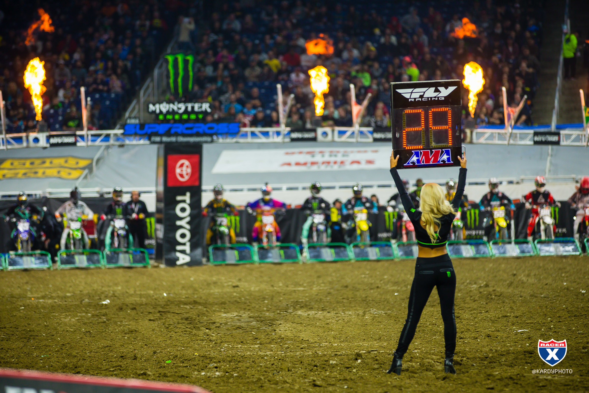 Starts_JK_SX19_Detroit_1322