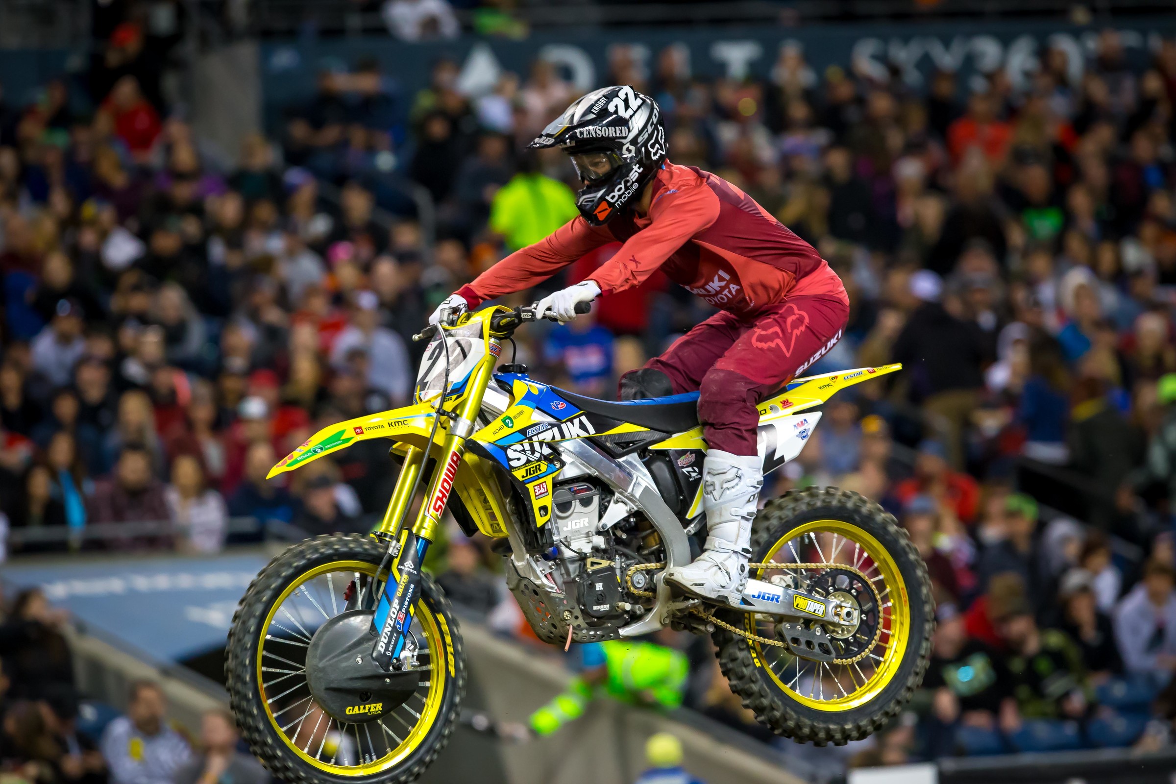 Reed finished fifth in his heat before crashing hard early in the 450SX main event in Seattle.