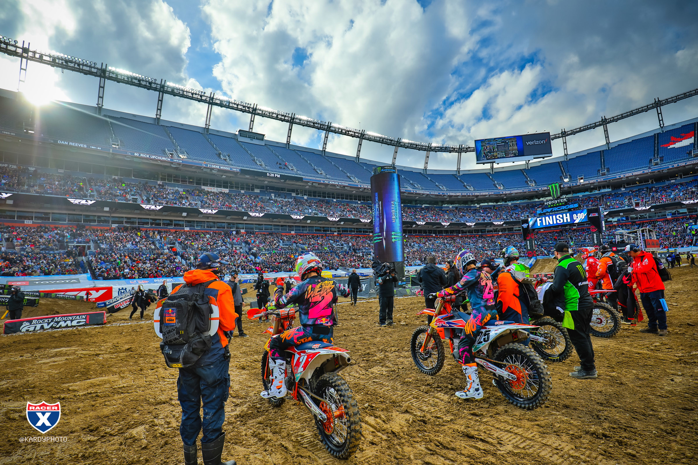Pits_JK_SX19_Denver_2085