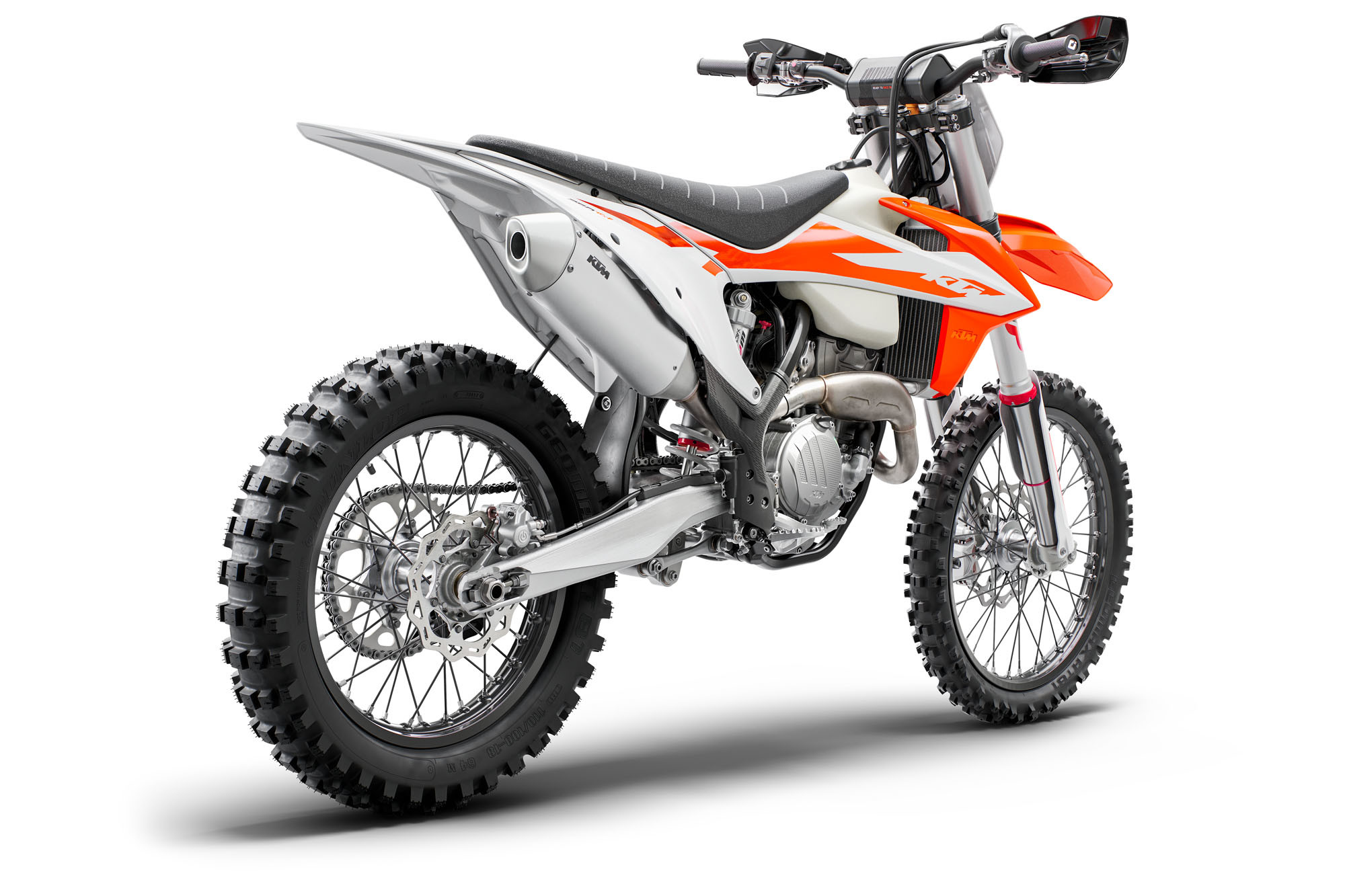 274935_250_XC-F_2020_