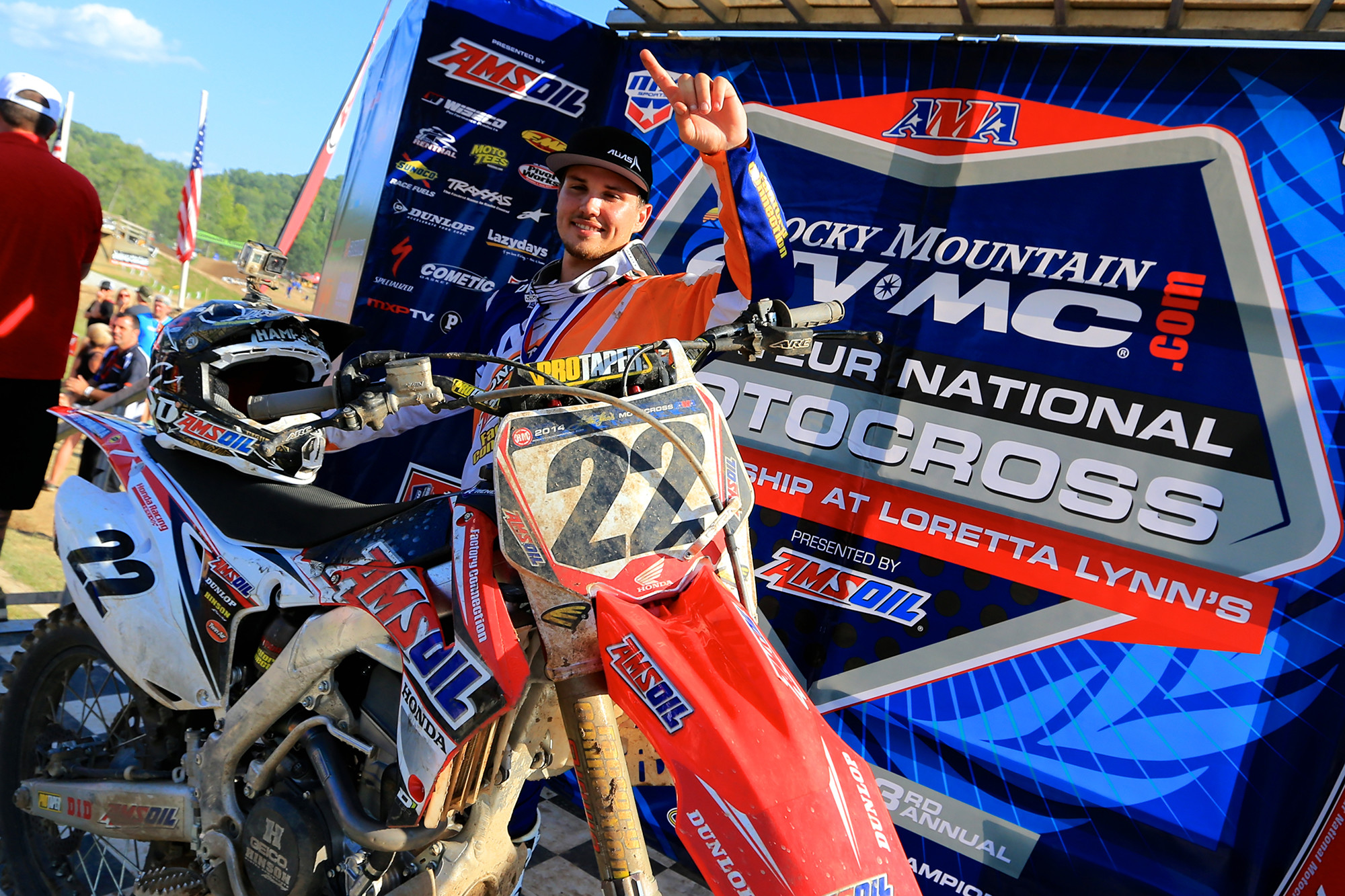 Hampshire competed in the Open Pro Sport and 250 A classes in 2014, where he won all six motos he competed in.