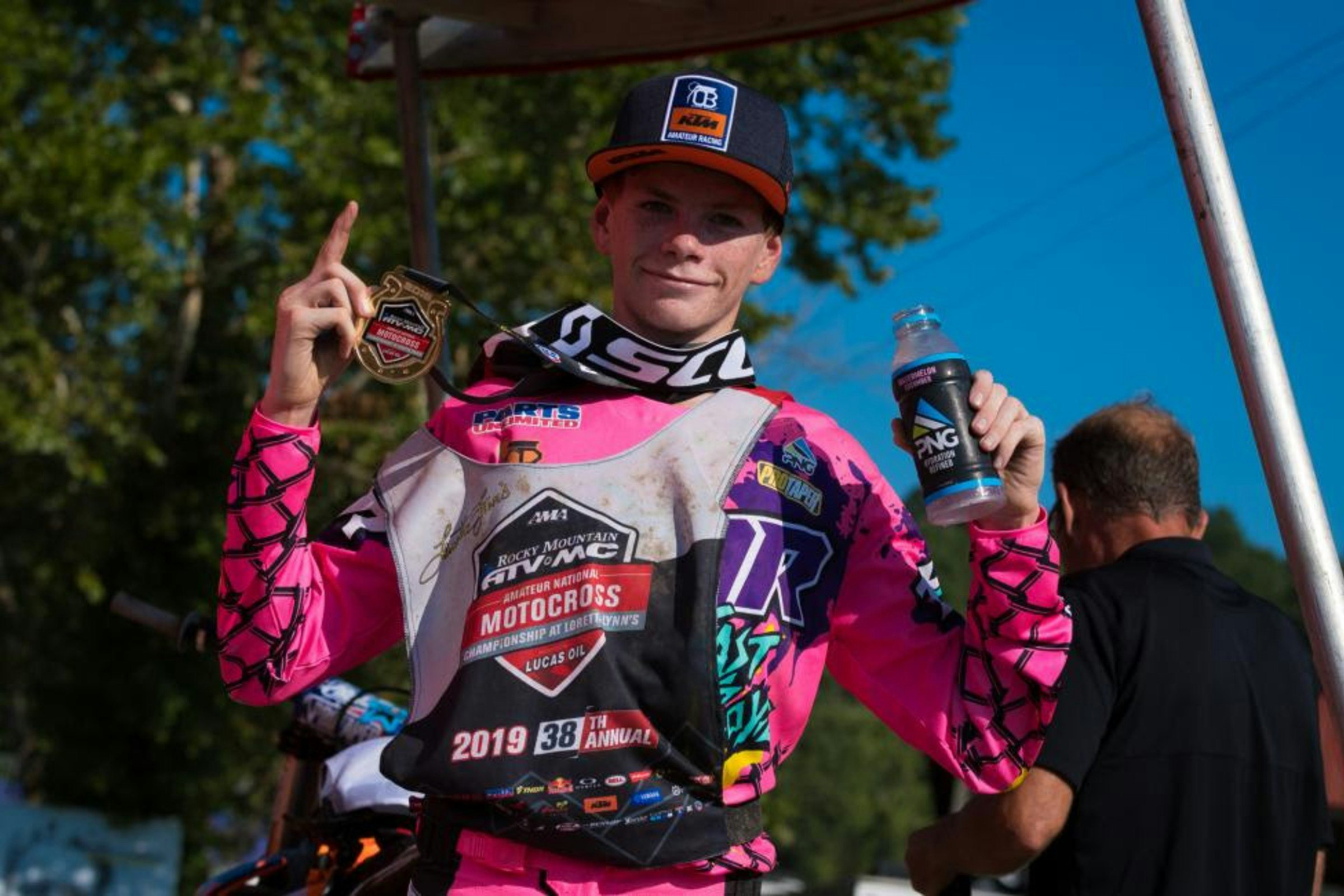 Wednesday Report: Loretta Lynn's