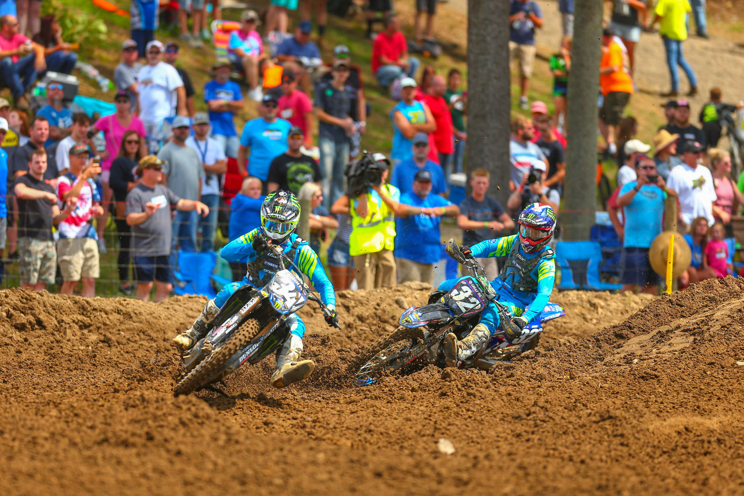 Ferrandis and Cooper battled back and forth for several laps early in the moto. They each took the lead from one another but Ferrandis eventually took his eighth moto win of the year, as Cooper finished third.