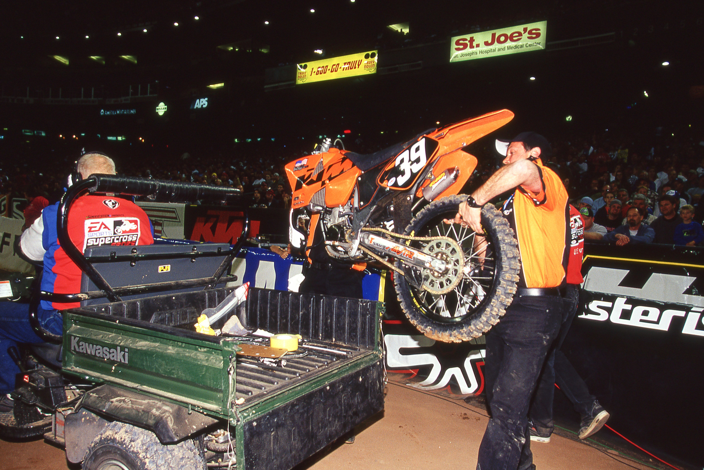 Pingree_2002_Phoenix_Frame_Break__2